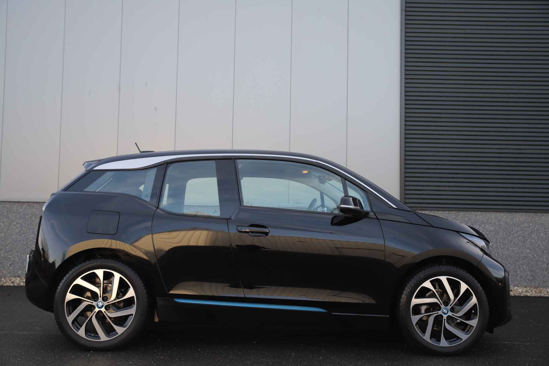 BMW i3 Executive 120Ah 42 kWh/ Navi-Pro/ W.pomp/3-Fase - 12/32