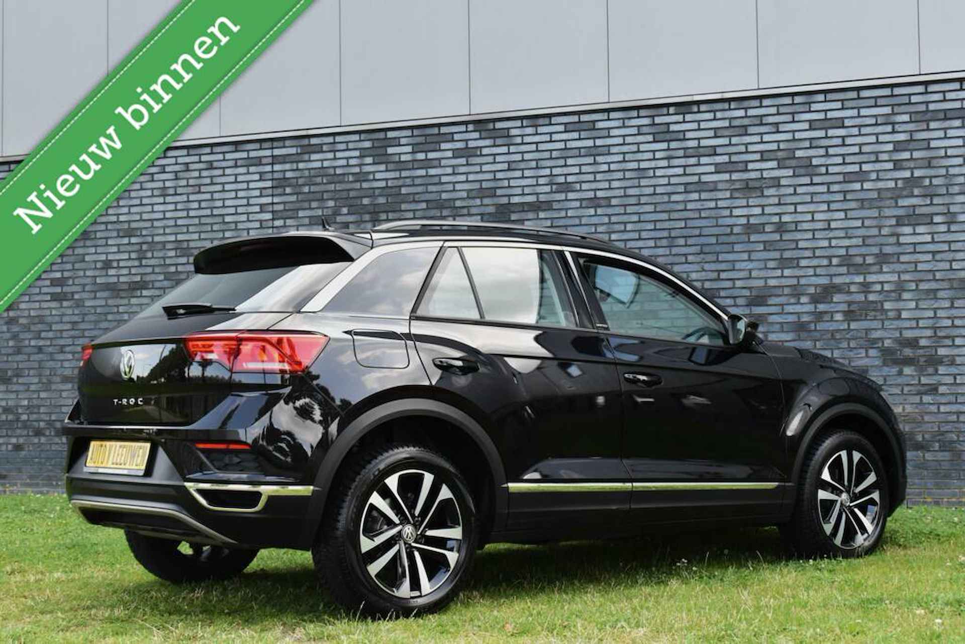 Volkswagen T-Roc 1.5 TSI Sport ACC/NAVI/DODE HOEKDET./TREKHAAK/ETC.! - 2/31