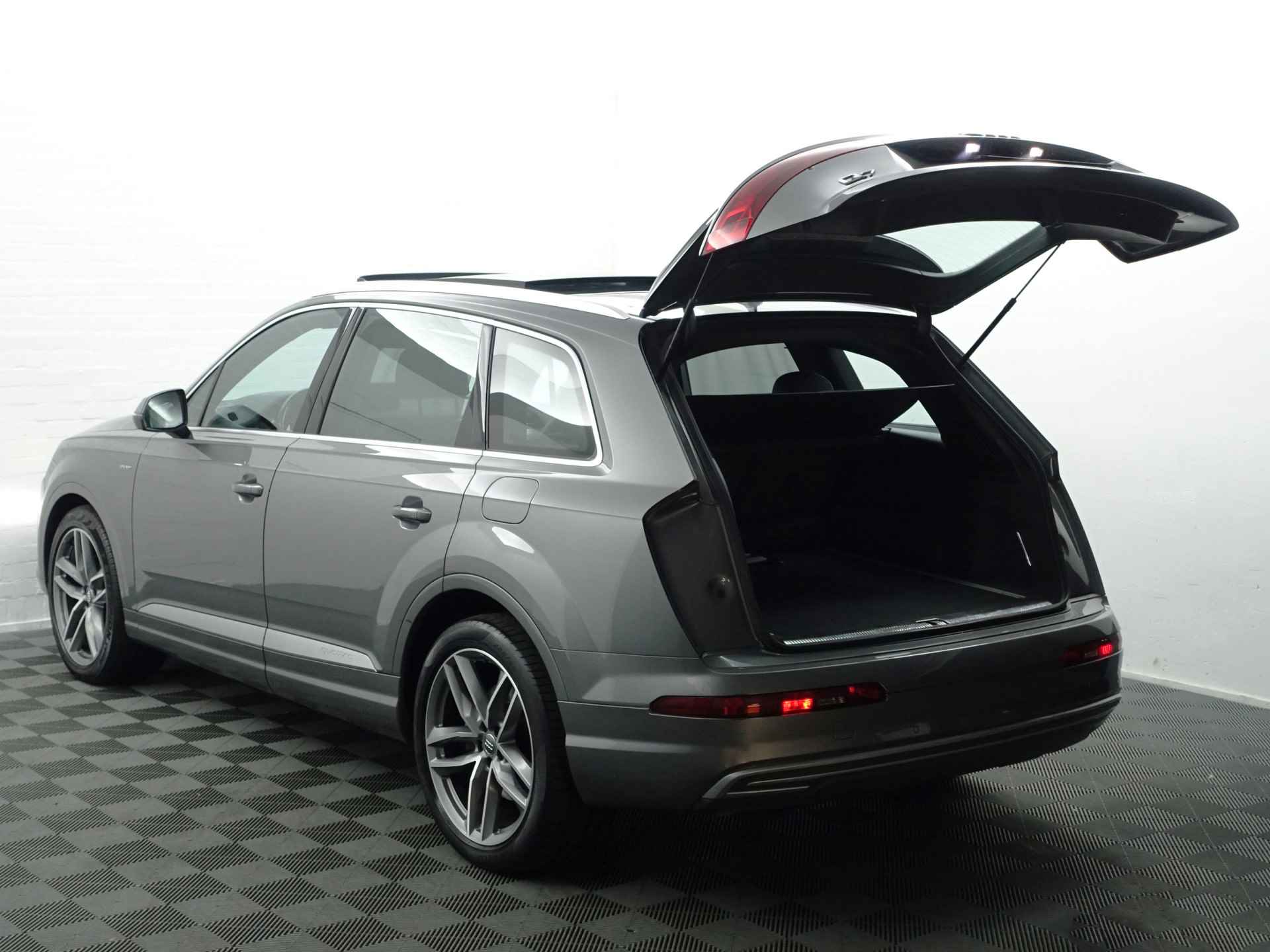 Audi Q7 3.0 TDI e-tron Quattro S-line Premium Aut- Panoramadak, Xenon Led, Matrix, Bose Audio, Memory, Head Up - 47/52