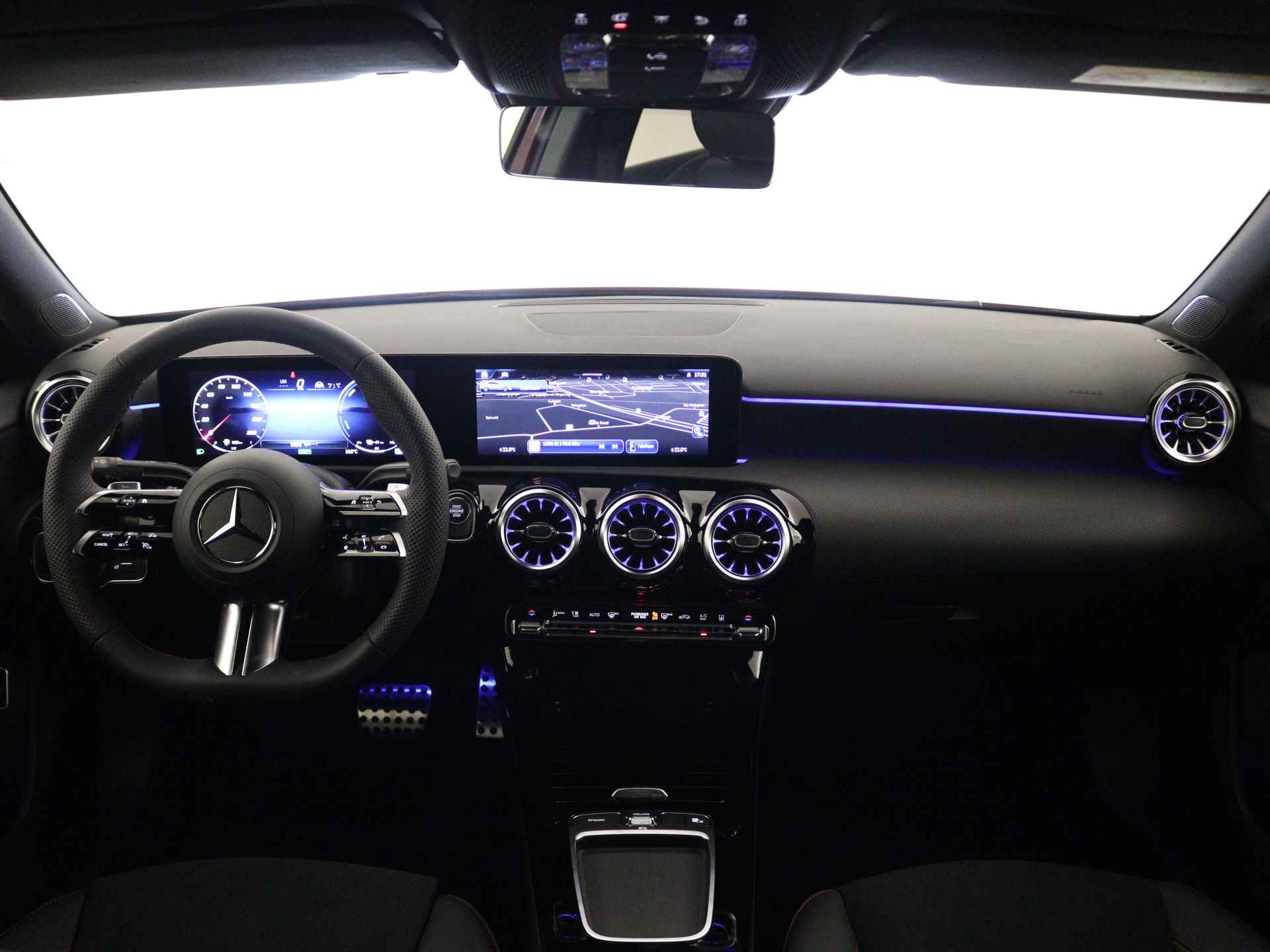 Mercedes-Benz A-Klasse 250 e AMG Line | Premium Pack | Rijassistentiepakket | Nightpakket | KEYLESS GO-comfortpakket | Extra USB-poorten | Sfeerverlichting | MBUX augmented reality voor navigatie | - 25/37