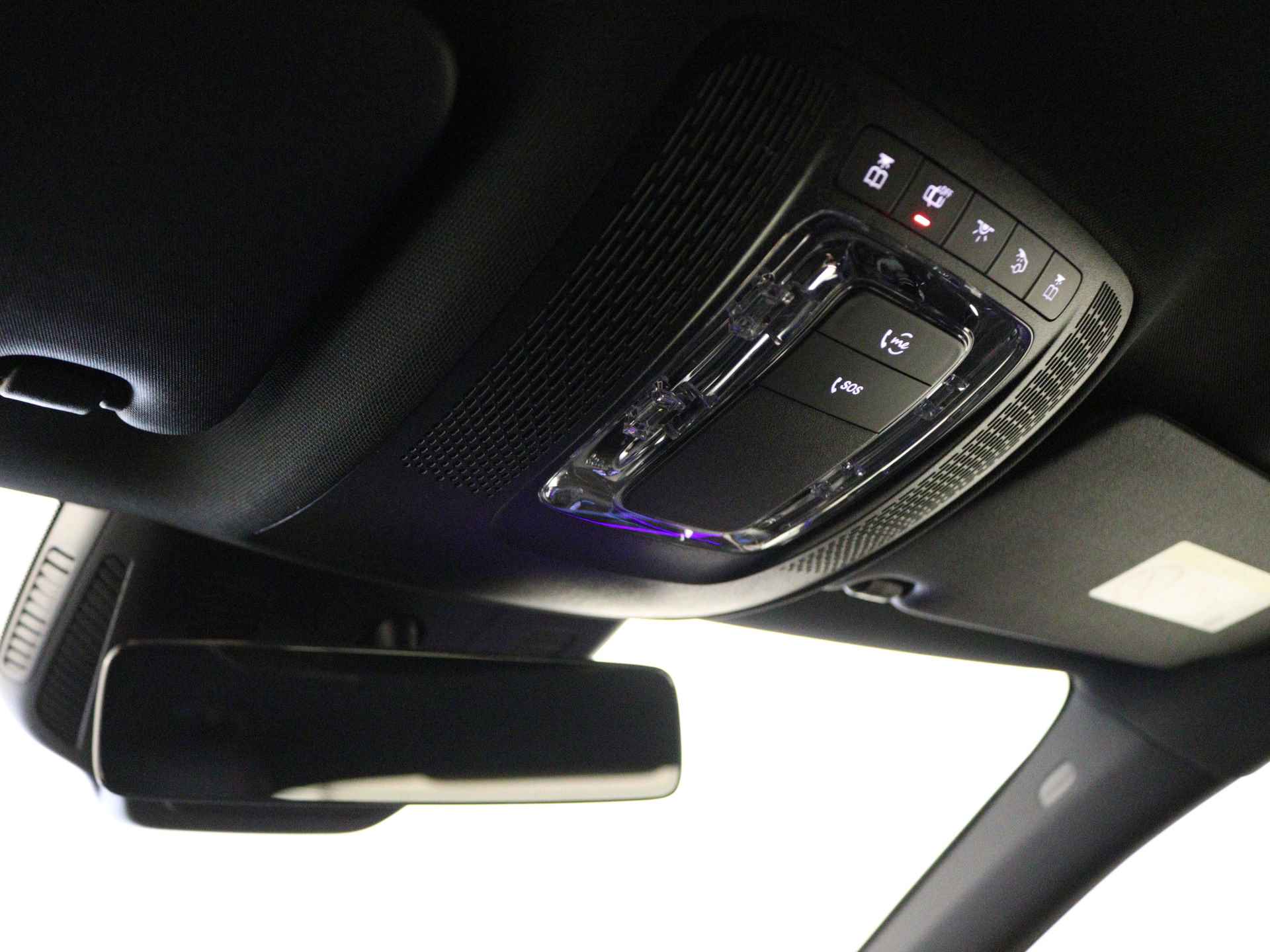 Mercedes-Benz A-Klasse 250 e AMG Line | Premium Pack | Rijassistentiepakket | Nightpakket | KEYLESS GO-comfortpakket | Extra USB-poorten | Sfeerverlichting | MBUX augmented reality voor navigatie | - 26/37