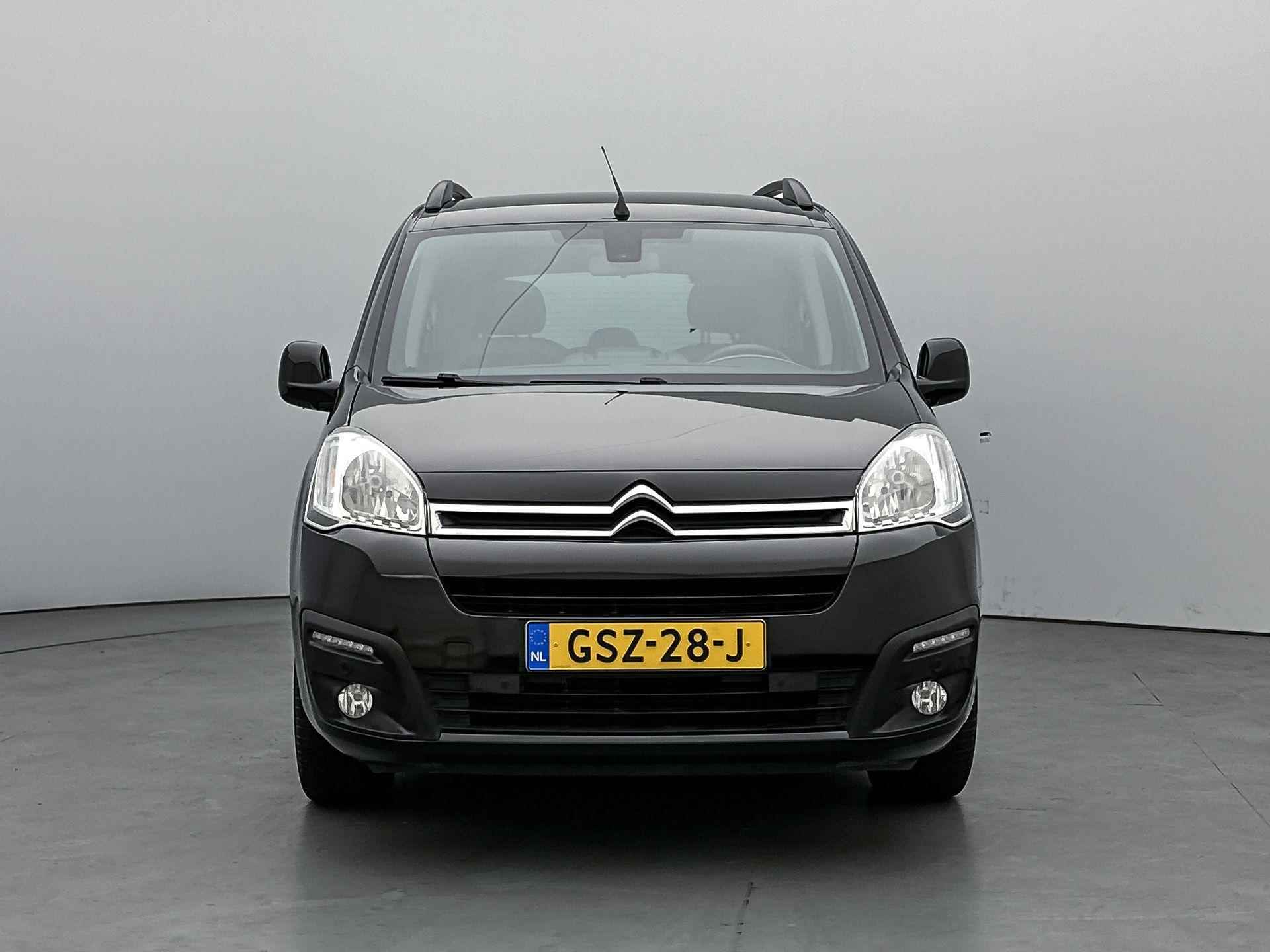 Citroen Berlingo Feel 110 pk | Navigatie | Achteruitrijcamera | Zijschuifdeur Links en Rechts |  Airco | Cruise Control | - 6/30