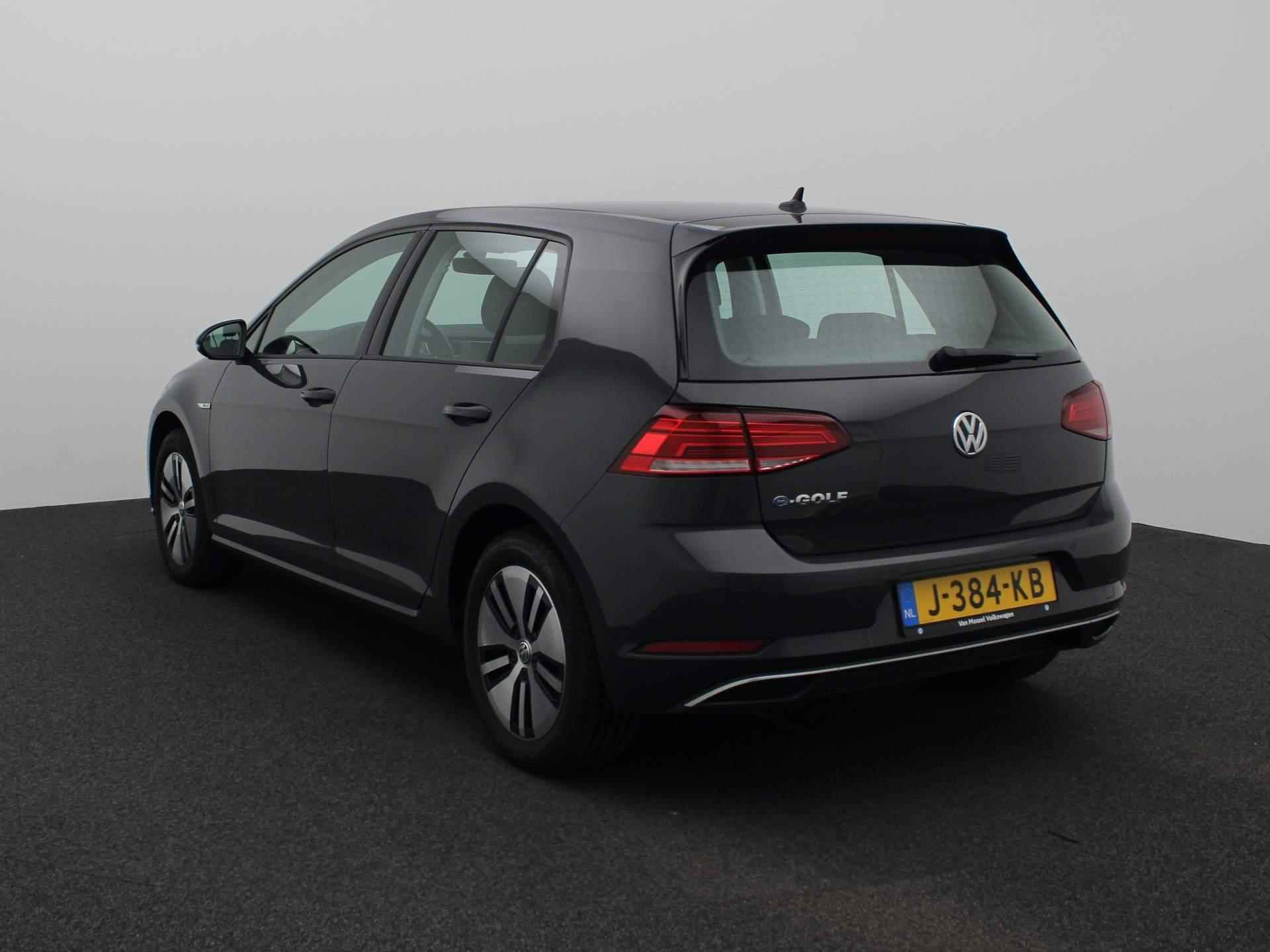 Volkswagen e-Golf E-DITION | Navigatie | Climate Control | Parkeerhulp | Carplay | - 2/36