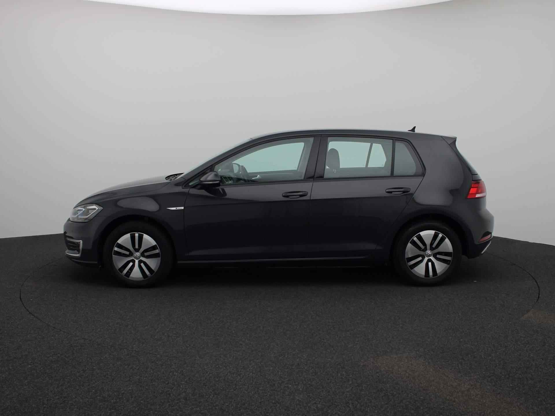 Volkswagen e-Golf E-DITION | Navigatie | Climate Control | Parkeerhulp | Carplay | - 4/36