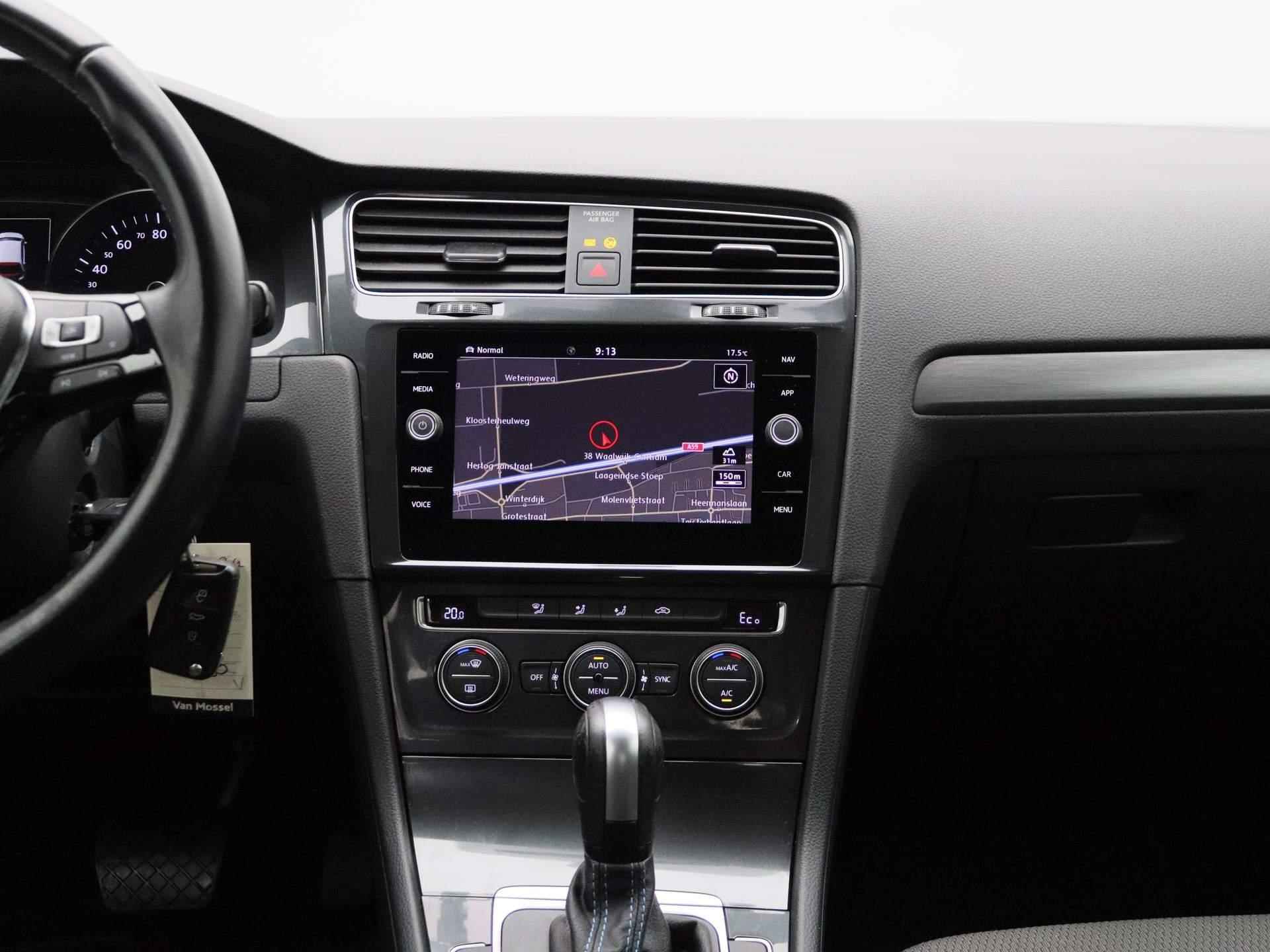 Volkswagen e-Golf E-DITION | Navigatie | Climate Control | Parkeerhulp | Carplay | - 8/36