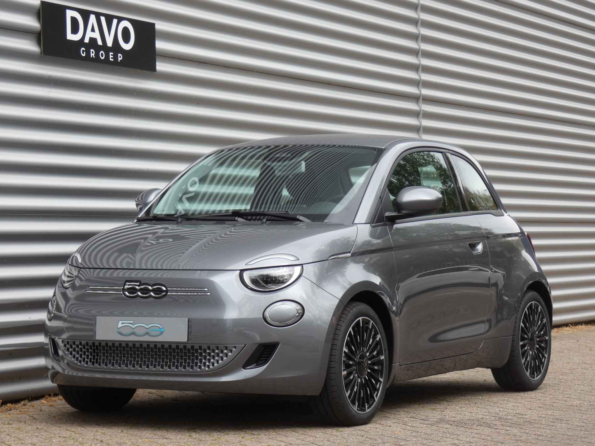 Fiat 500E Icon 42 kWh ! 17INCH & Pack Convenience & Pack Comfort ! - 4/37