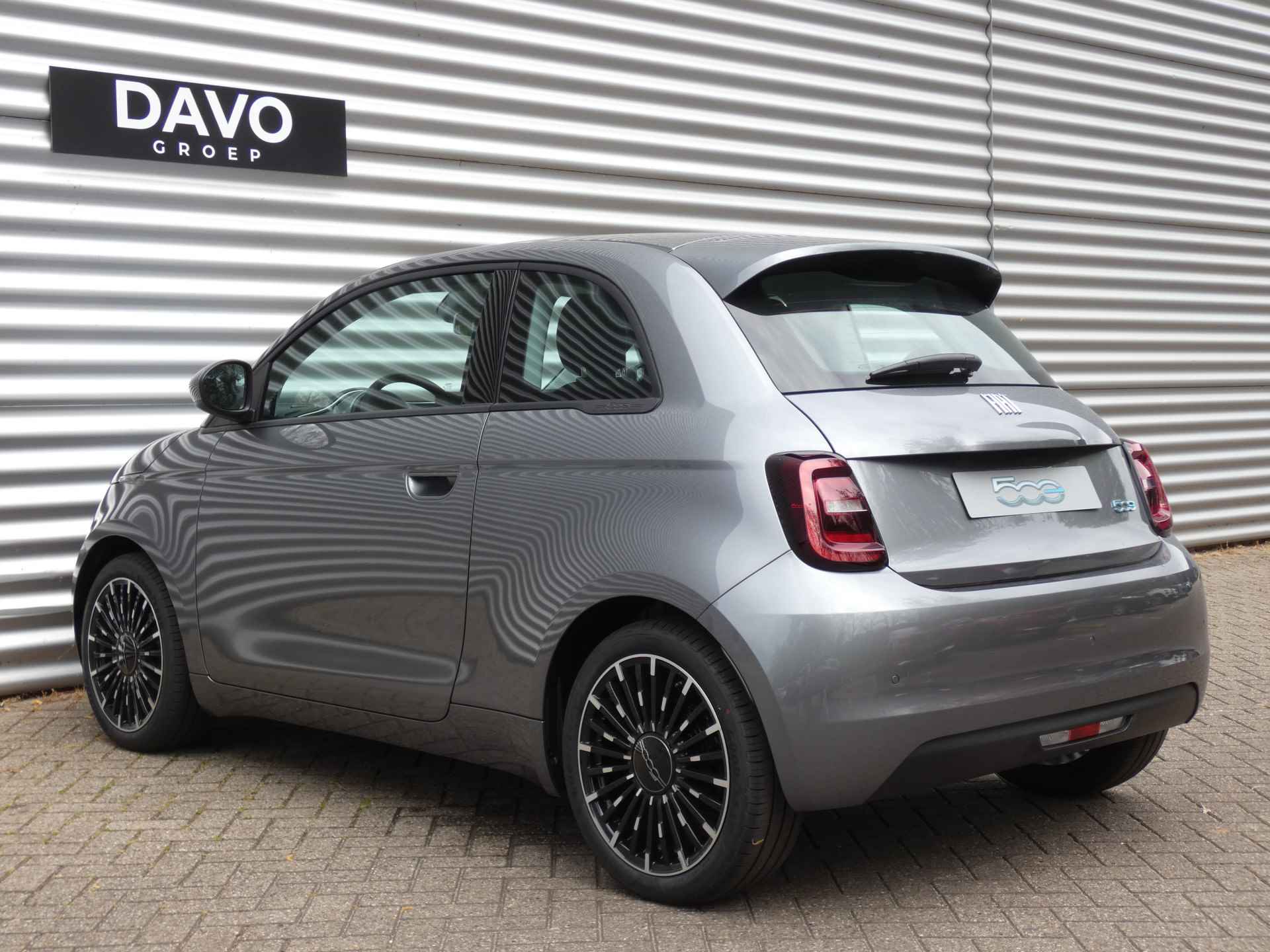 Fiat 500E Icon 42 kWh ! 17INCH & Pack Convenience & Pack Comfort ! - 32/37