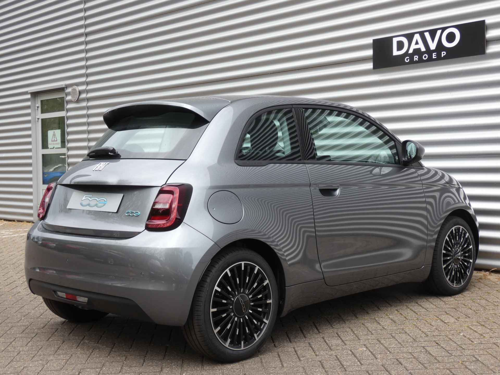 Fiat 500E Icon 42 kWh ! 17INCH & Pack Convenience & Pack Comfort ! - 33/37