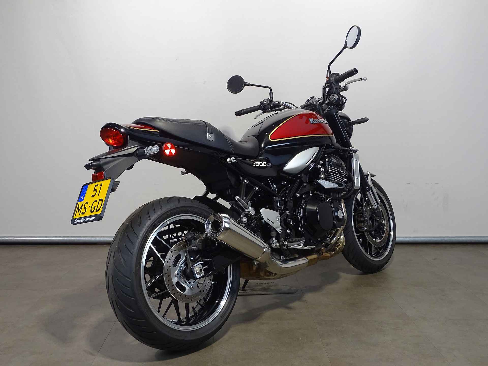 Kawasaki Z 900 RS - 11/12