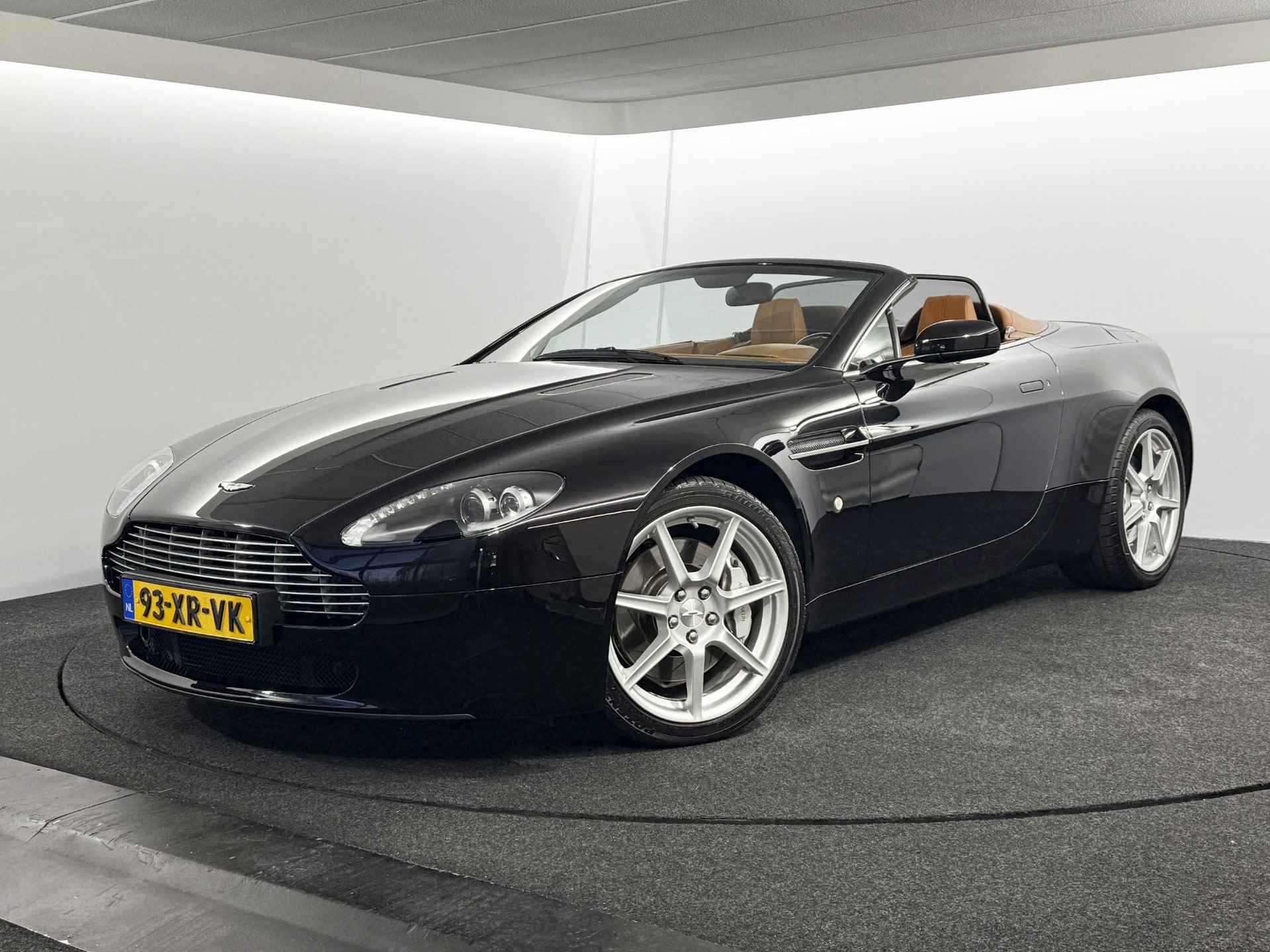 Aston Martin V8 Vantage Roadster 4.3 V8 Sportshift / NL auto / Voll. dealer historie / 60.000km - 25/32