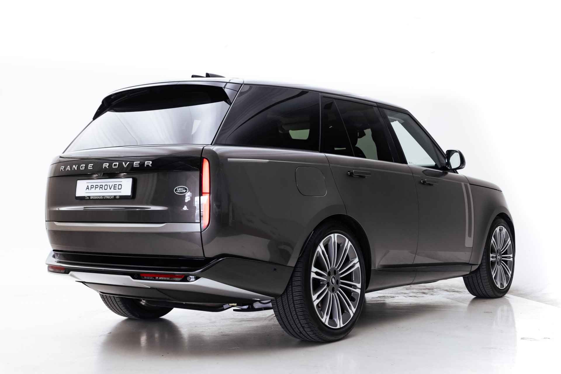 Land Rover Range Rover D350 HSE | Executive Rear Seat | Verw./Gekoelde voorstoelen | Head-Up Display | 23 inch wielen | - 2/35