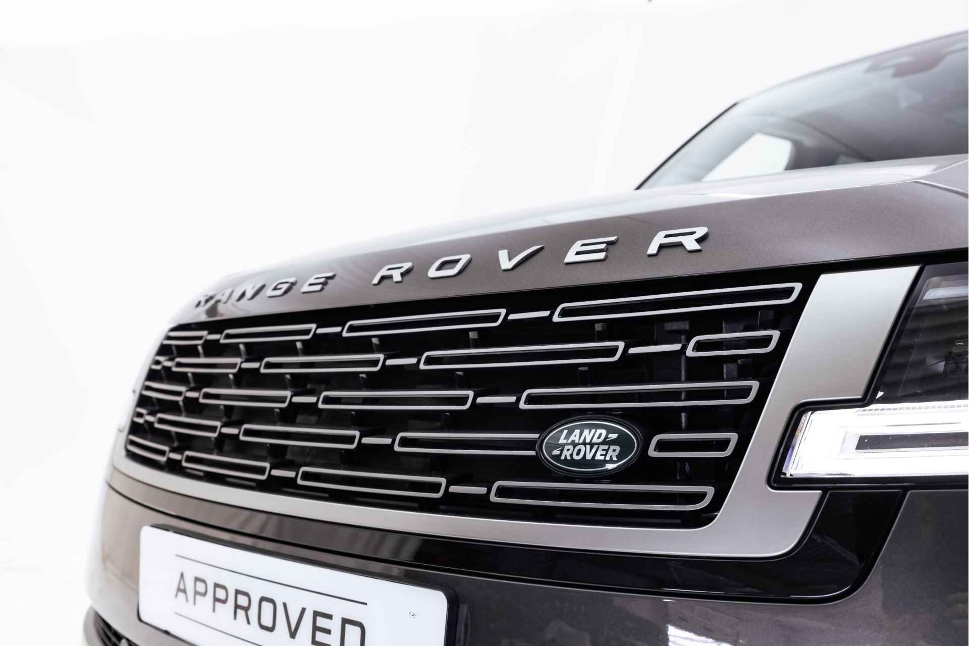 Land Rover Range Rover D350 HSE | Executive Rear Seat | Verw./Gekoelde voorstoelen | Head-Up Display | 23 inch wielen | - 28/35