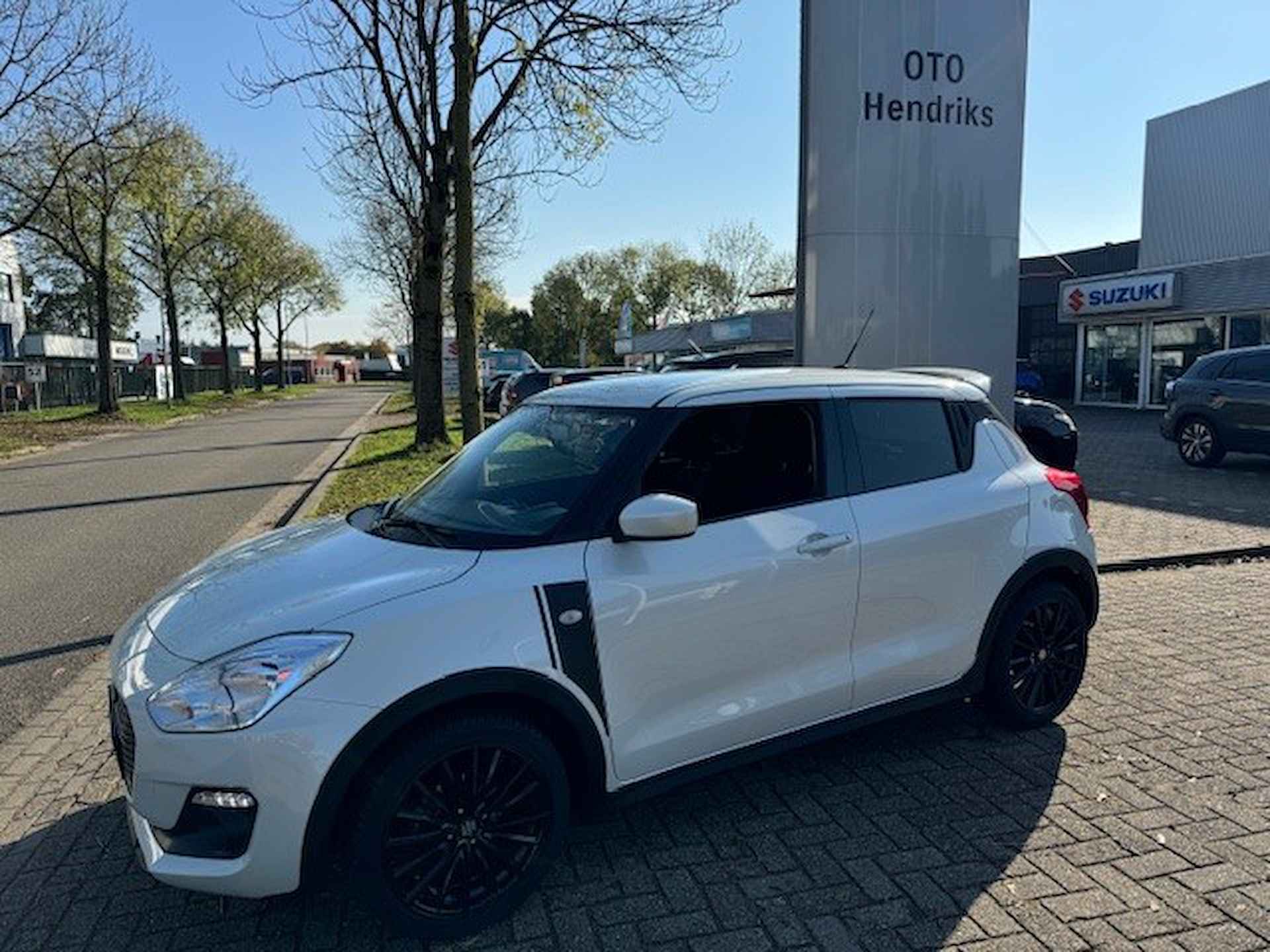 SUZUKI Swift 1.2 DualJet 90pk Sportline - 5/39