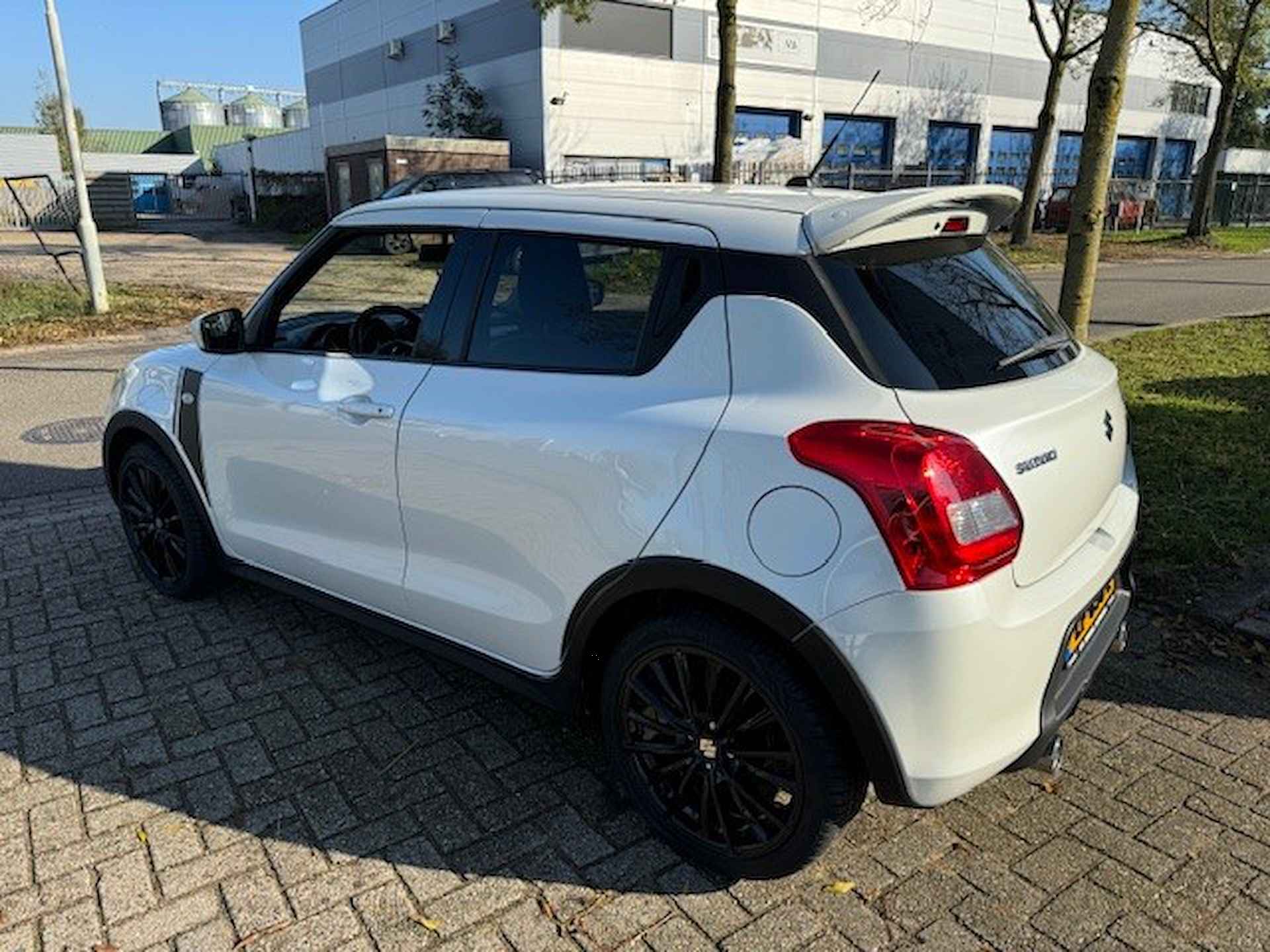 SUZUKI Swift 1.2 DualJet 90pk Sportline - 6/39