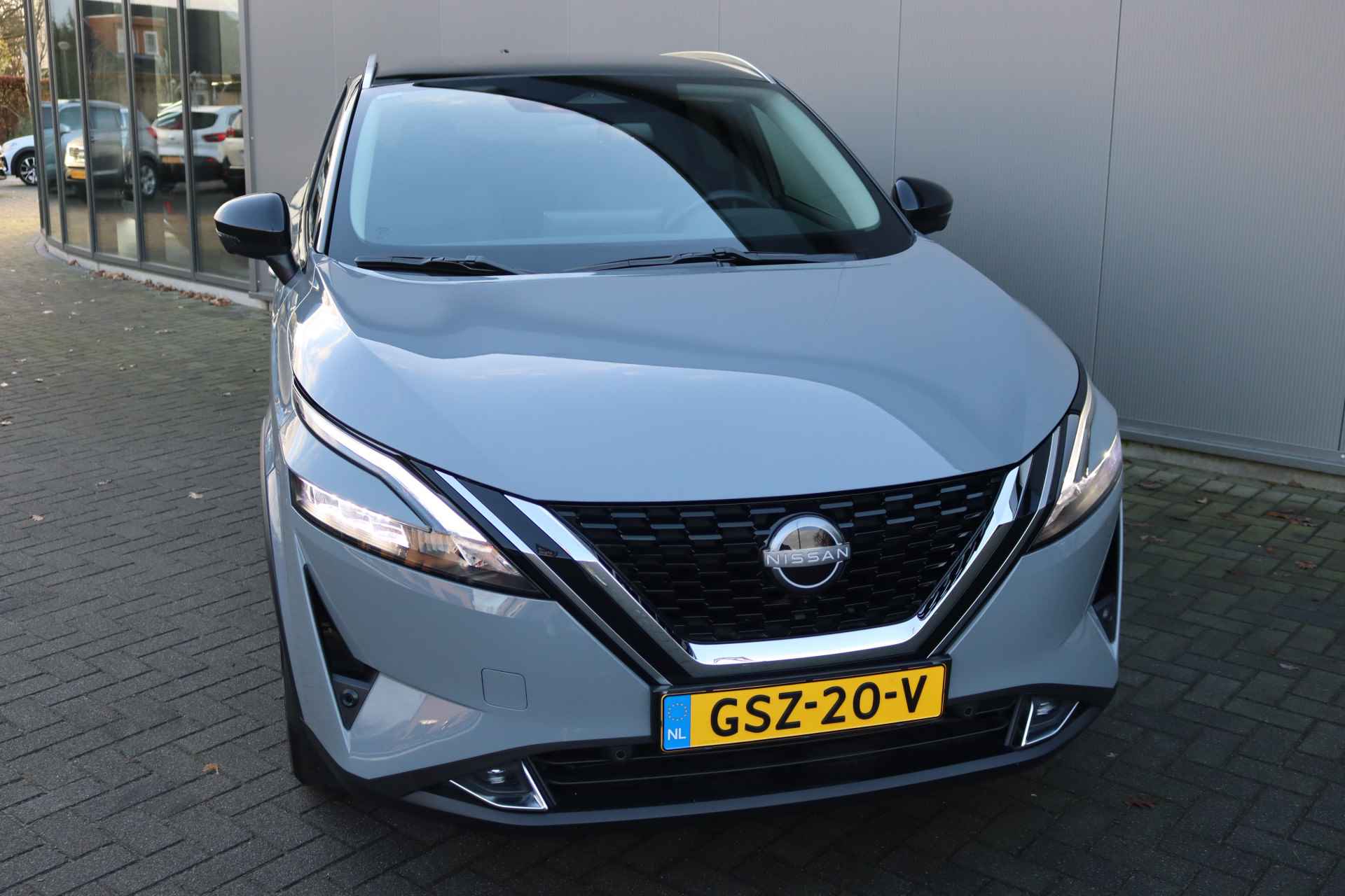 Nissan QASHQAI 1.3DIG-T 158PK MHEV Automaat N-Connecta Navigatie/Camera/Panoramadak/Adaptive-Cruisecontrol - 9/32