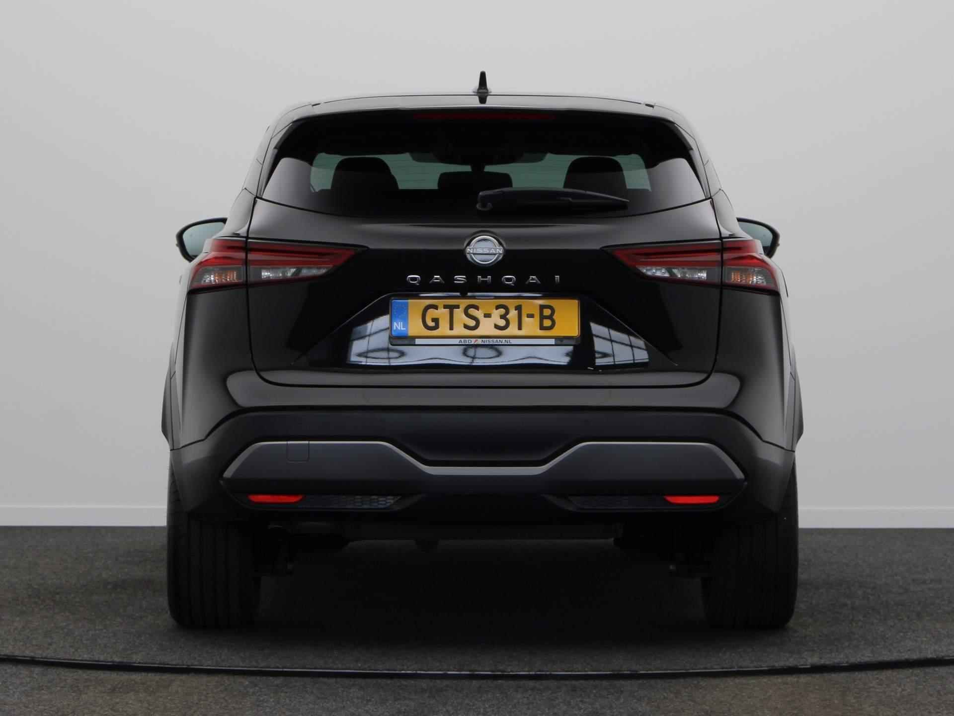 Nissan Qashqai 158pk MHEV Xtronic N-Connecta | Rondomzicht camera | Stuur en stoelverwarming | Adaptief cruise control | Apple Carplay/Android Auto | - 6/45