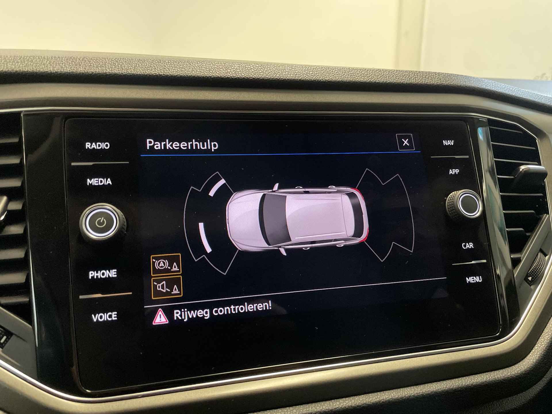 Volkswagen T-Roc 1.0 TSI Style | CARPLAY | PDC | ORG.NL | 1e-EIG | - 22/43