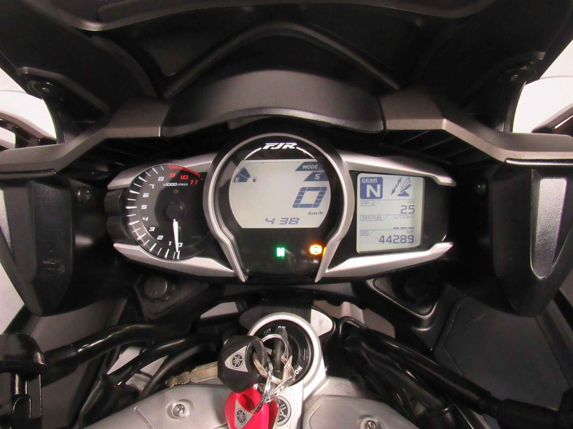 Yamaha FJR 1300 AE - 2014 - 7/7