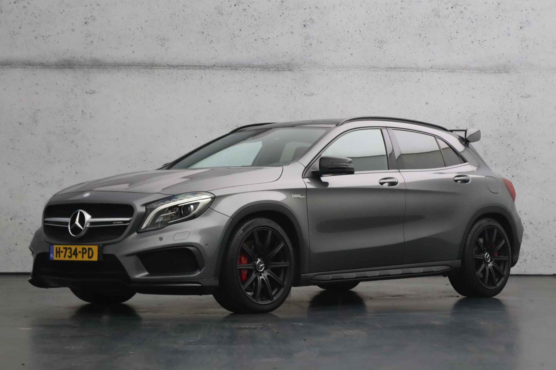 Mercedes-Benz GLA AMG 45 4MATIC Premium | Elektrisch glazen panoramadak | Lederen bekleding | LED - 6/32