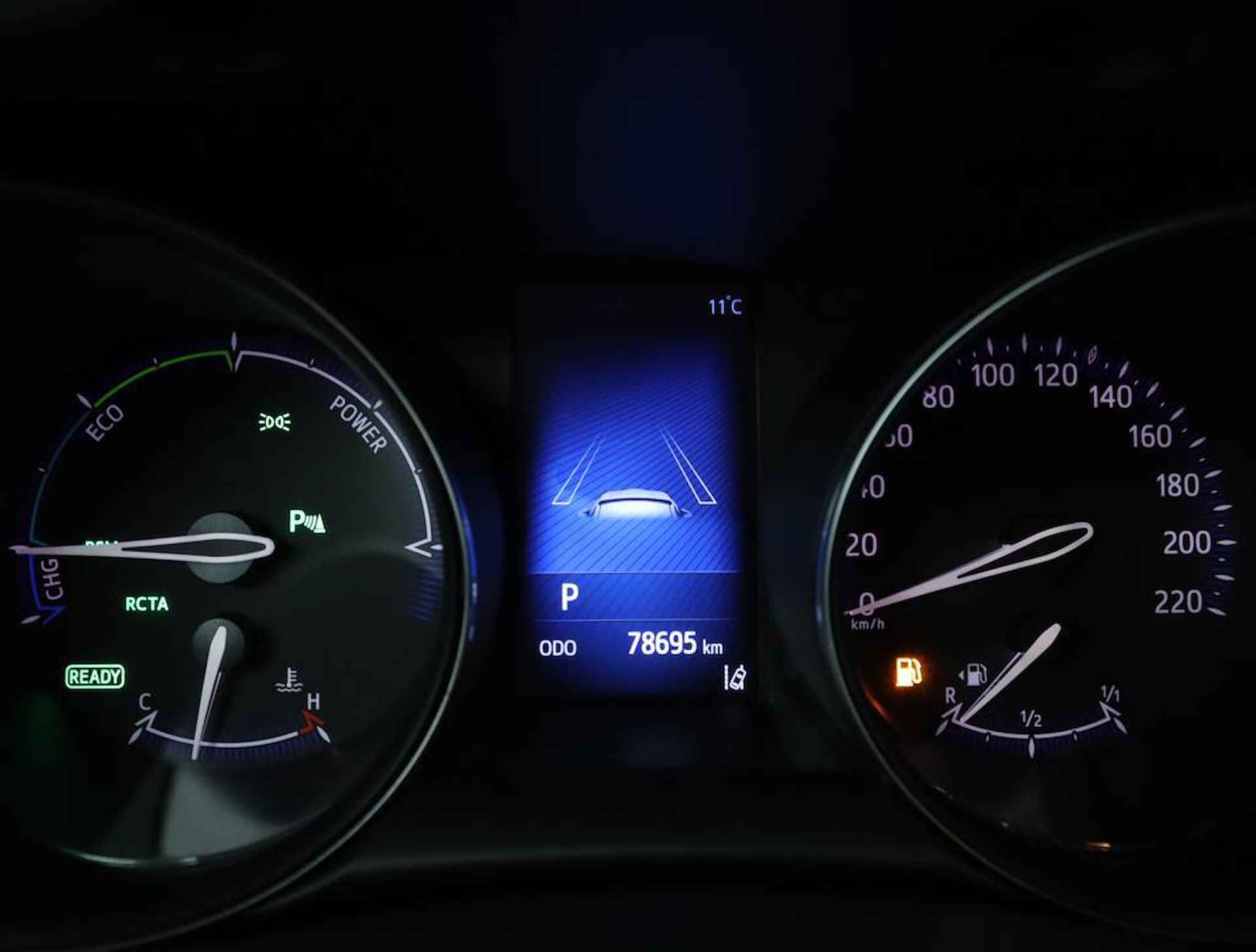 Toyota C-HR 1.8 Hybrid Executive | Trekhaak | Parkeersensoren | Camera | Stoelverwarming | Stuurwielverwarming | Climate Control | DAB+ Radio| - 6/54