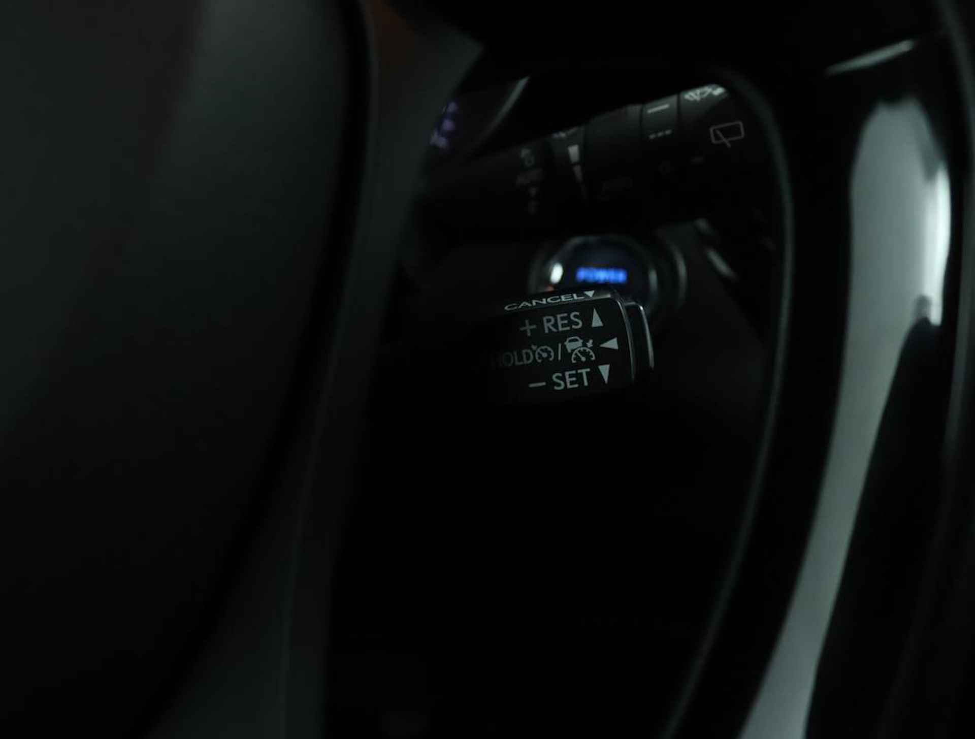 Toyota C-HR 1.8 Hybrid Executive | Trekhaak | Parkeersensoren | Camera | Stoelverwarming | Stuurwielverwarming | Climate Control | DAB+ Radio| - 45/54