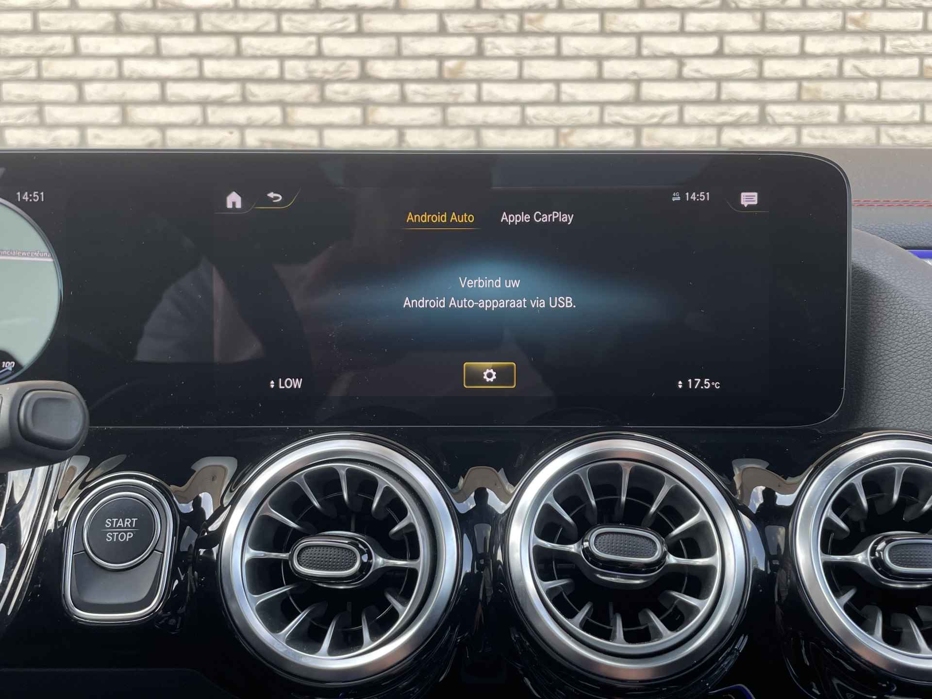 Mercedes-Benz EQA 250 AMG-Line | Nightpakket | Apple Carplay | Panoramadak | Keyless Go - 26/29