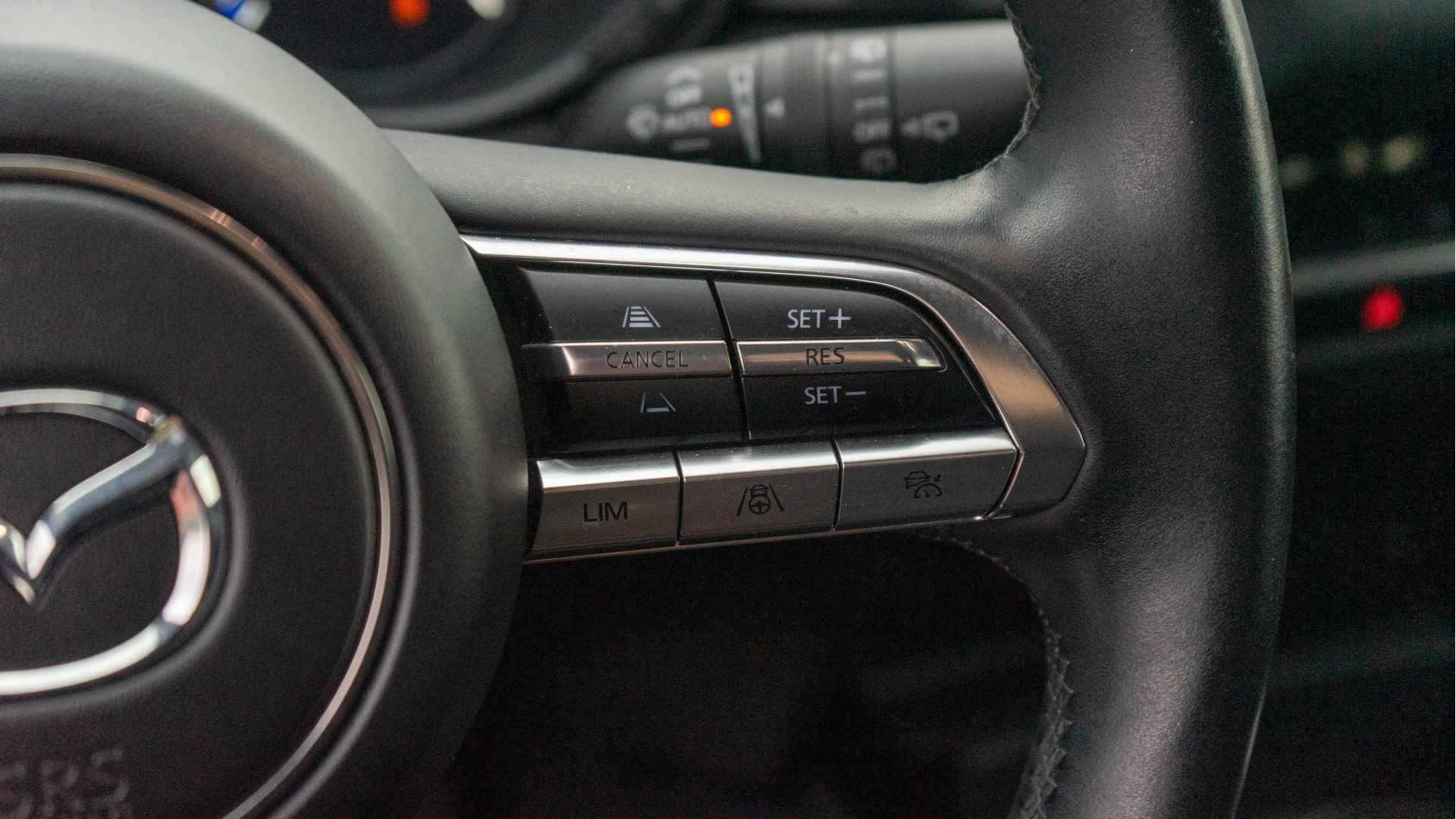 Mazda CX-30 2.0 SkyActiv-G | XENON | TREKHAAK| NAVIGATIE | DEALER ONDERHOUDEN | - 24/29