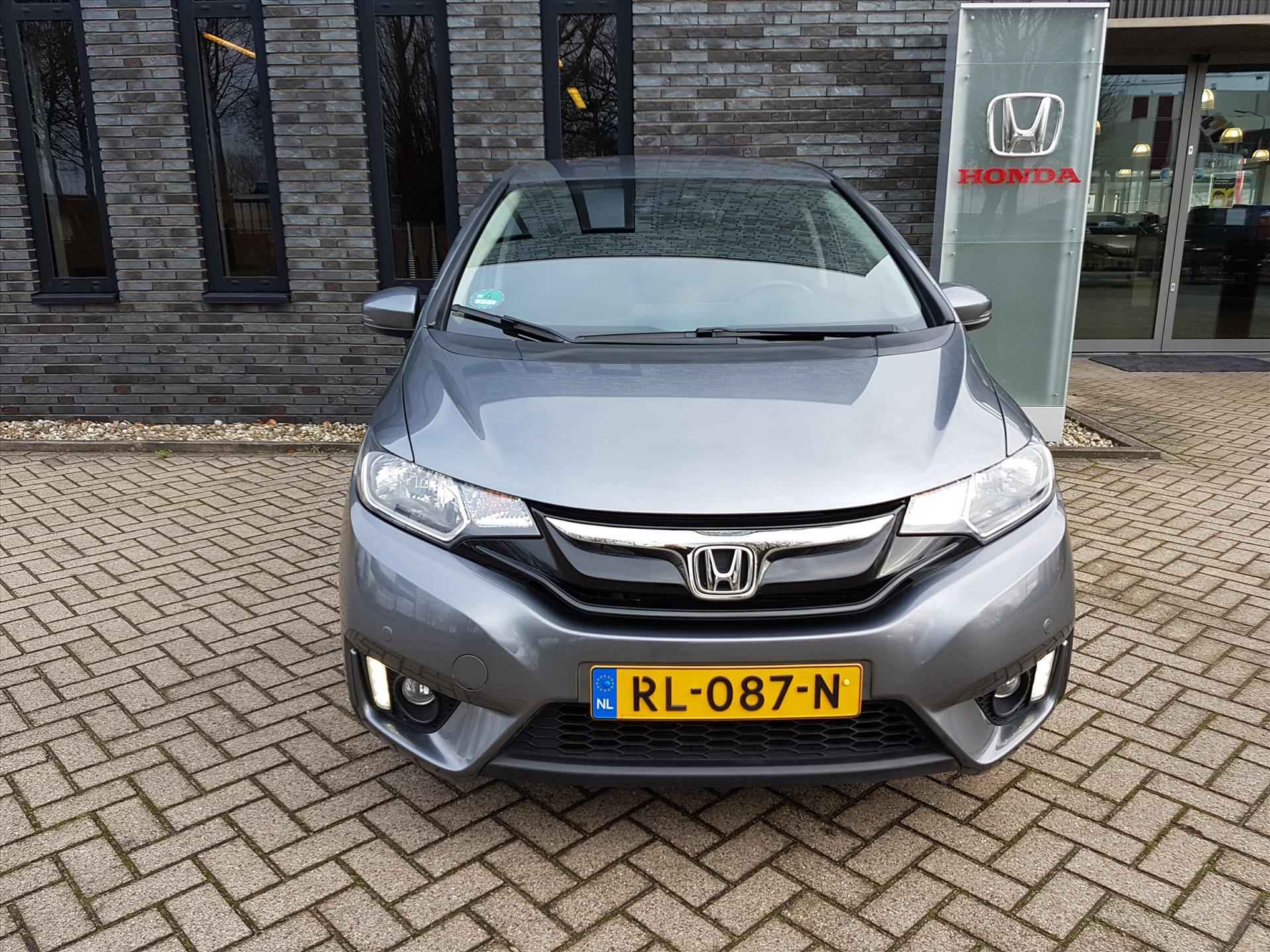 Honda Jazz 1.3 i-VTEC 102pk CVT Elegance + NAVI Rijklaarprijs 12 mnd garantie - 9/65