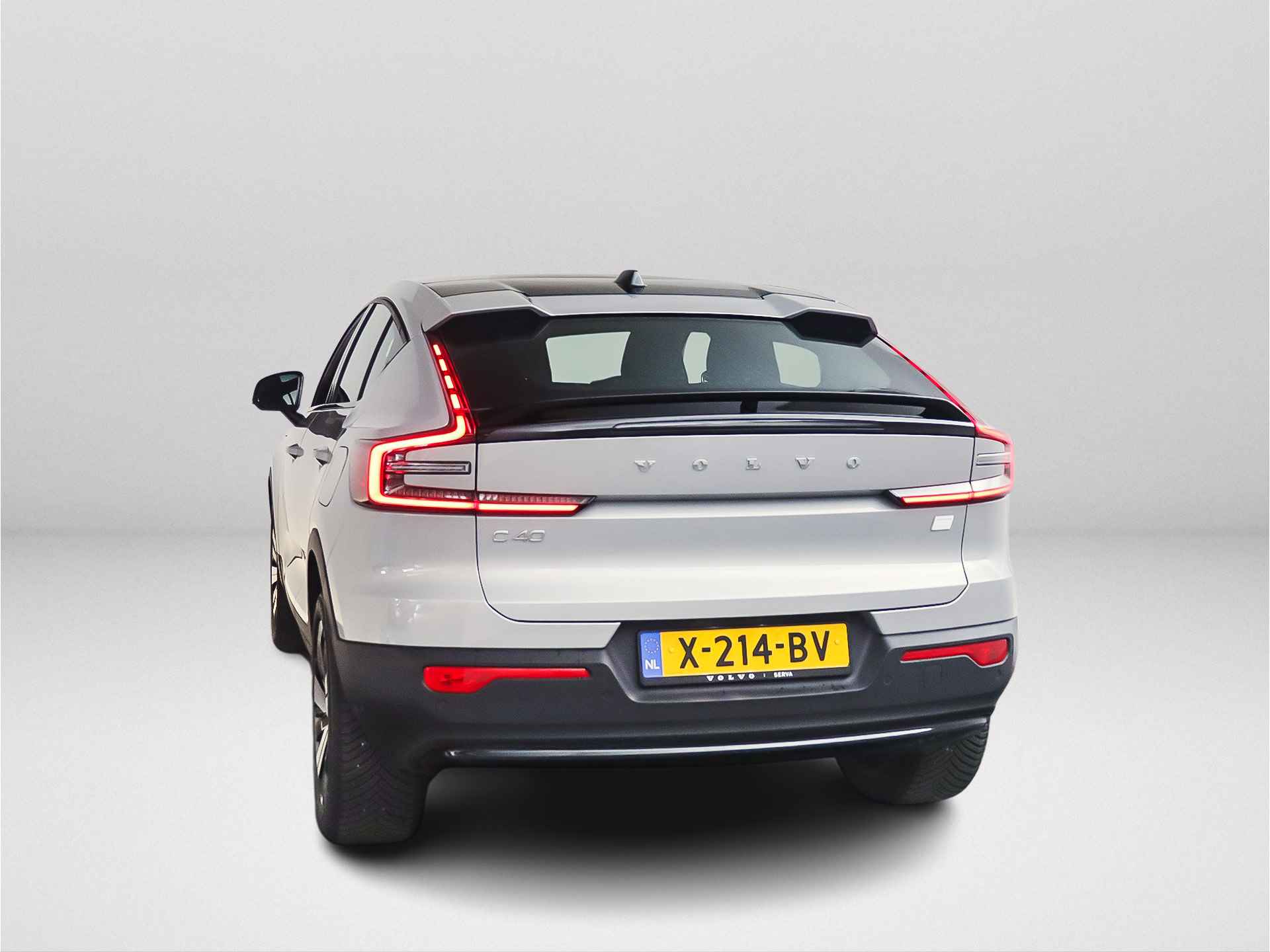 Volvo C40 Single Motor Plus 69 kWh | Panoramadak | Parkeercamera | Stoel- en stuurverwarming - 11/33