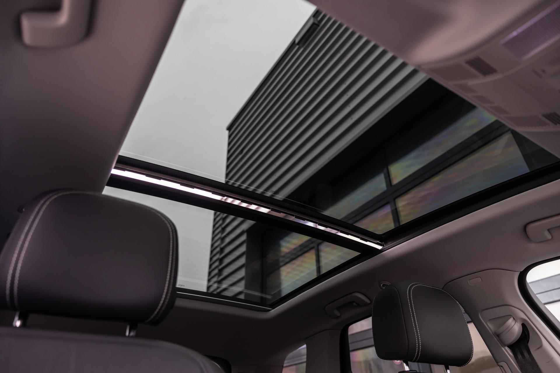 Volkswagen Touareg 3.0 TSI 381pk eHybrid 4MOTION | Panoramadak | Navigatie | LED Matrix | Lederen Bekleding - 16/47
