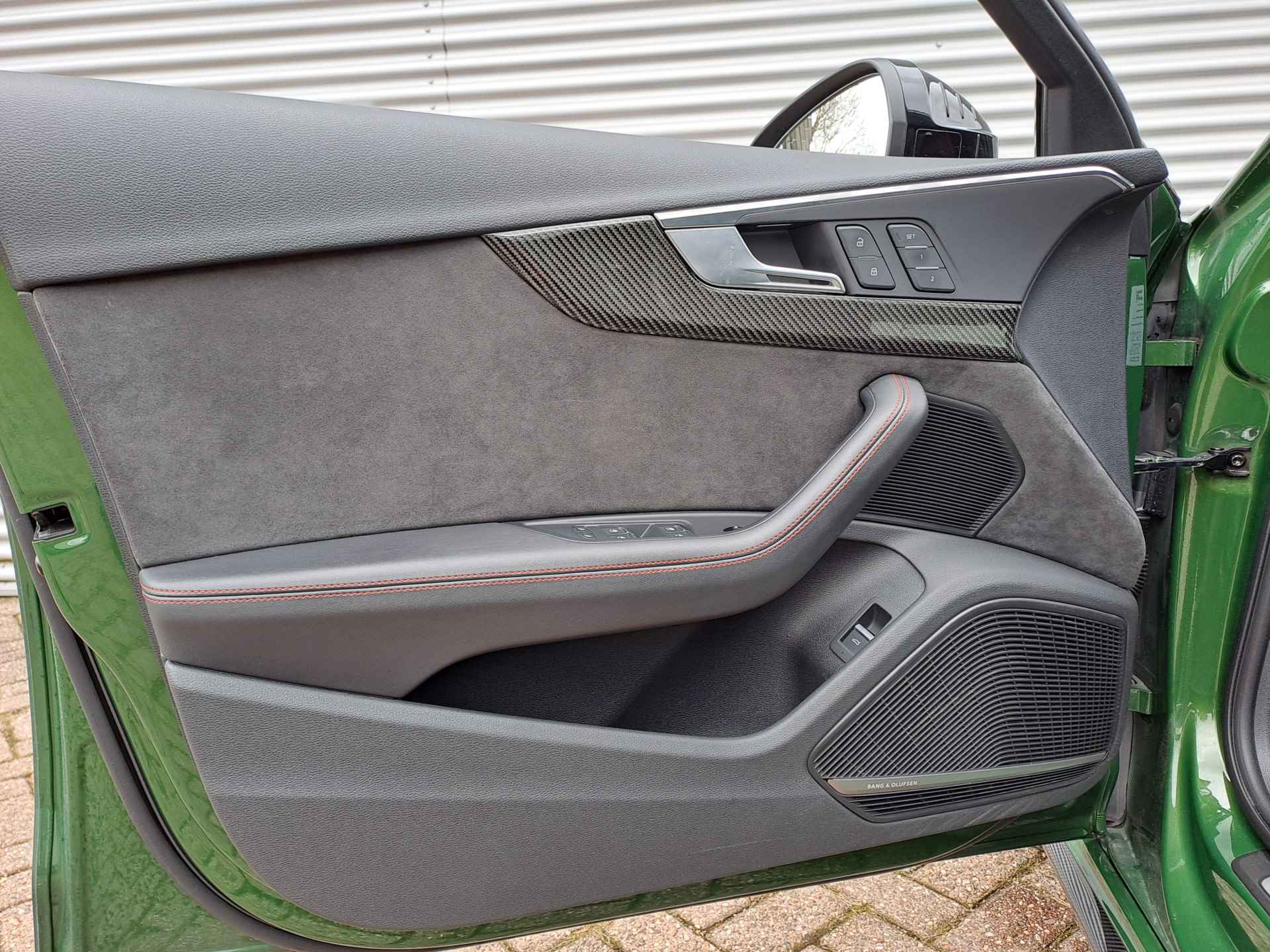 Audi RS4 Avant 2.9 TFSI Quattro Carbon | Leder | RS stoelen | B&O | Camera | Audi Sport Uitlaat | Trekhaak - 35/68
