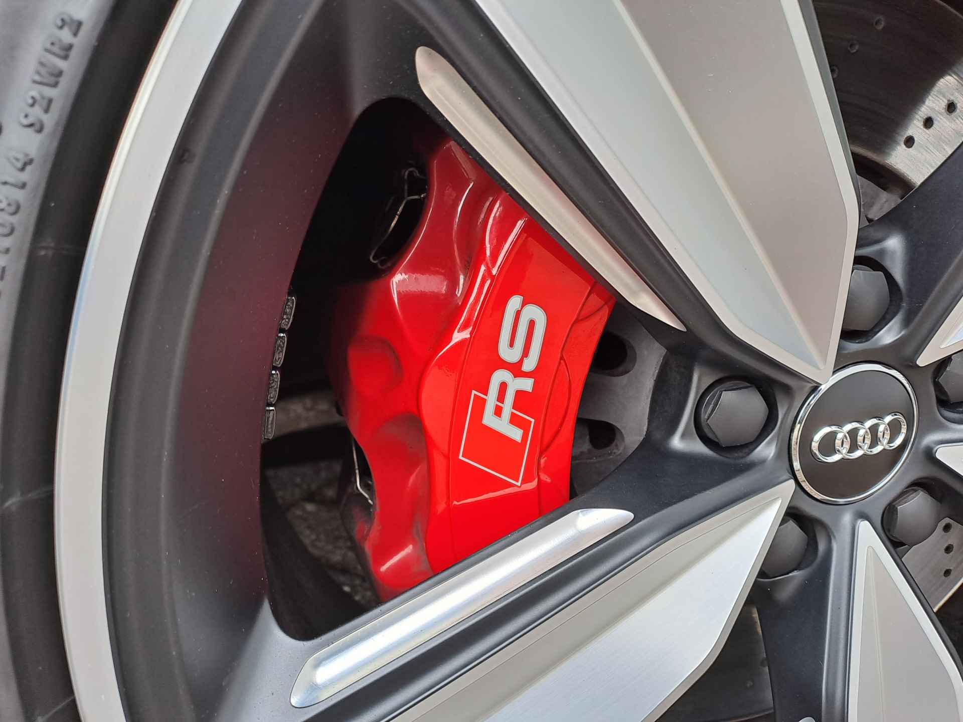 Audi RS4 Avant 2.9 TFSI Quattro Carbon | Leder | RS stoelen | B&O | Camera | Audi Sport Uitlaat | Trekhaak - 64/68