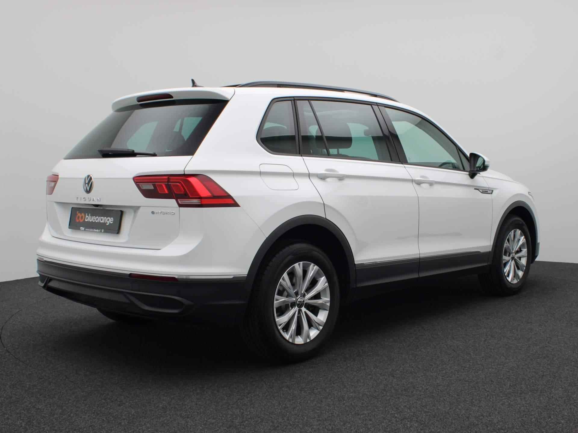 Volkswagen Tiguan 1.4 TSI eHybrid Life Business 245PK DSG Pano-Schuifdak, Navi, Keyless, Virtual Pedal, Side Assist, Adaptieve Cruise Controle, 17" LM Velgen - 3/49