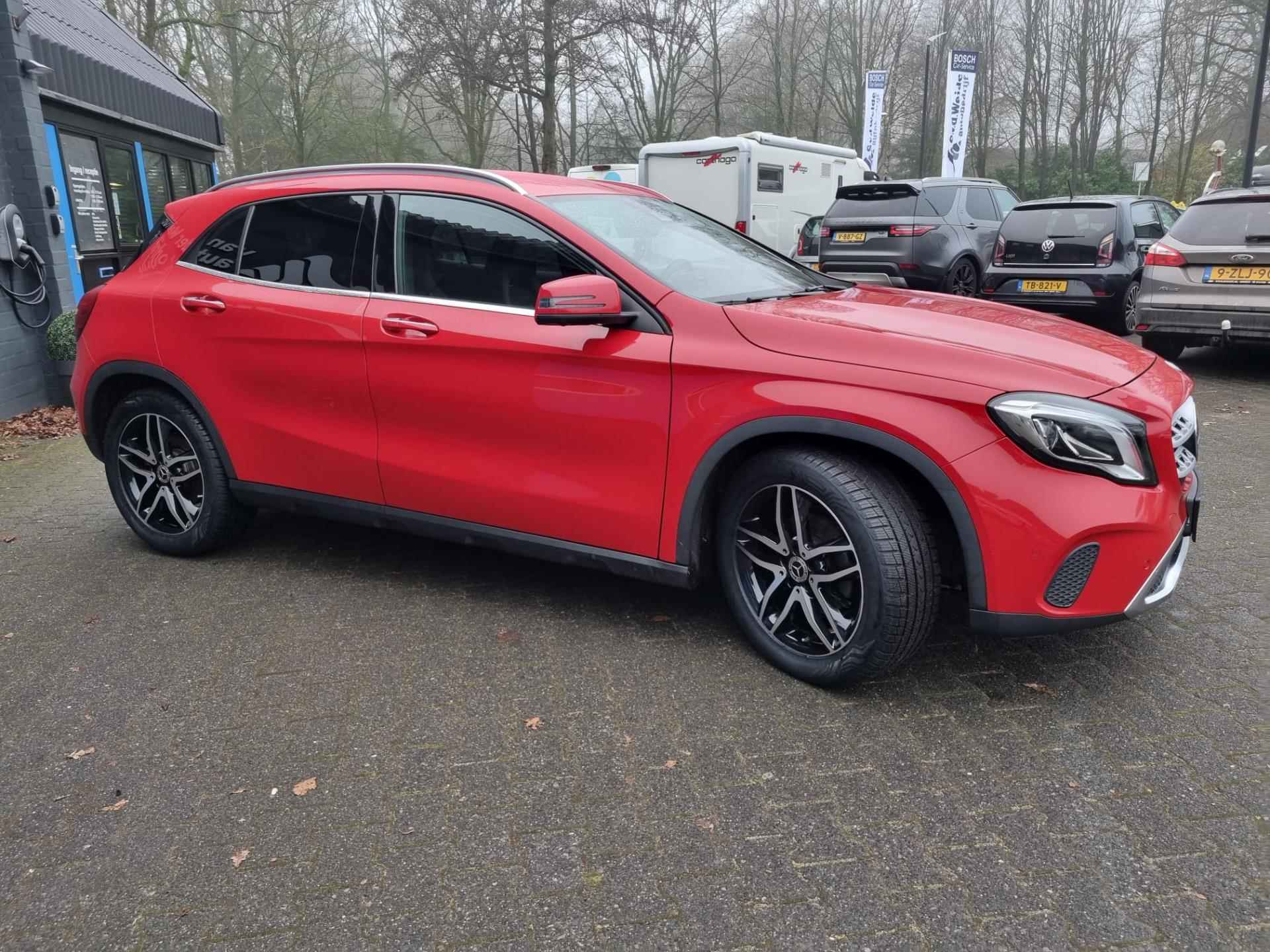 Mercedes-Benz GLA-klasse 200 d Business Solution - 4/20