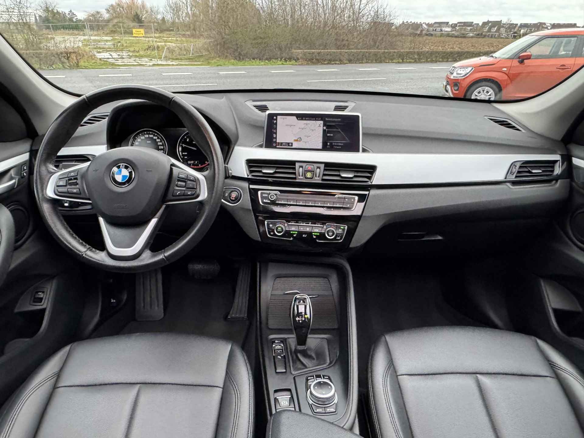 BMW X1 sDrive18i High Executive PANO | LEER | KLIMA | BOVAG!! - 24/33