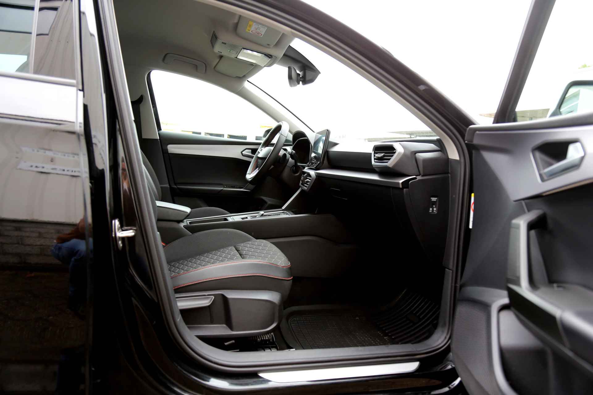 SEAT Leon 1.4 TSI eHybrid 204PK PHEV Plug in hybride FR Aut.*Virtual Cockpit/Stoelverw./Stuurverw./Sfeerverl./Rijstrook/Apple-Android-Mirr - 21/60