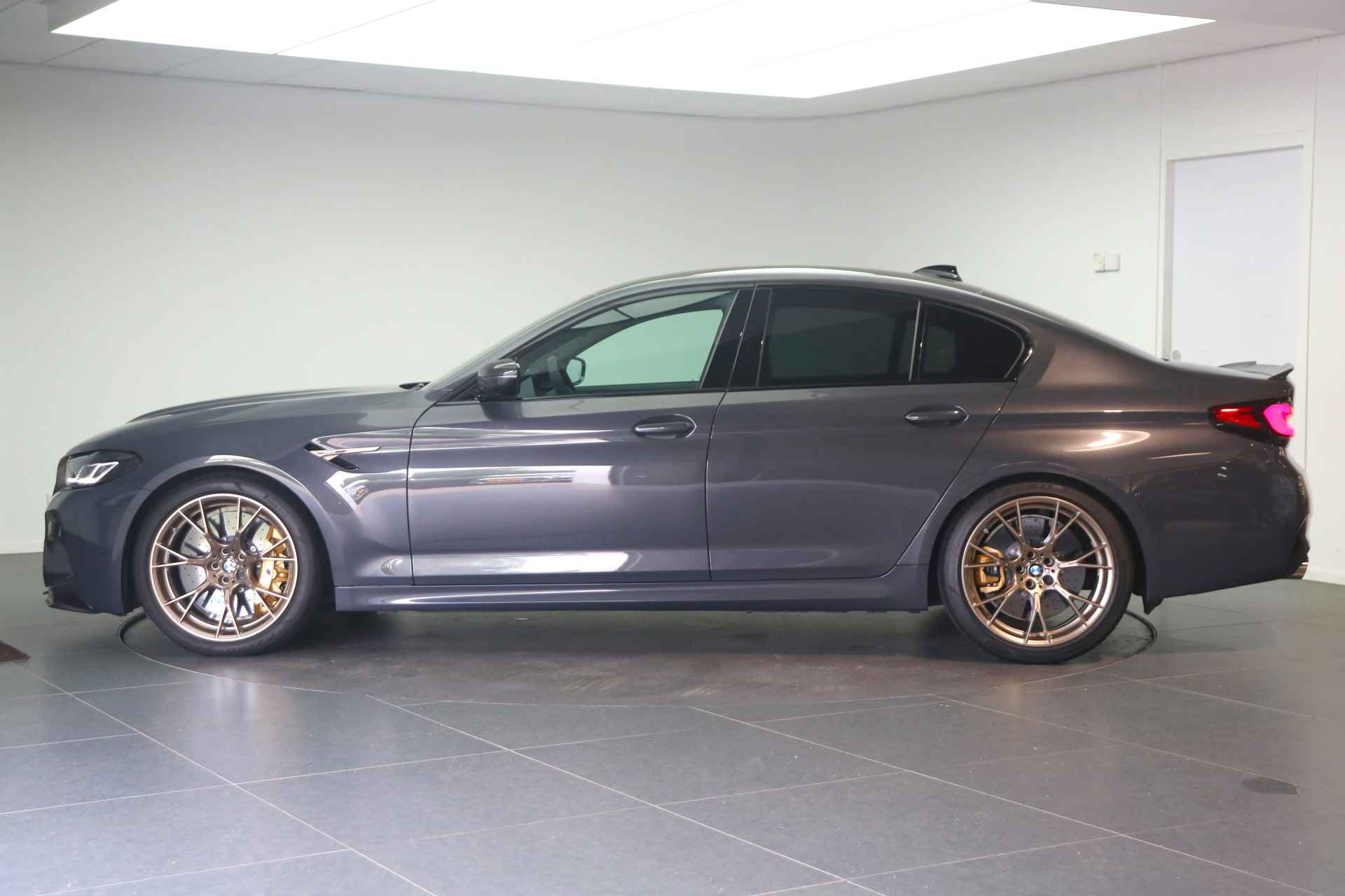 BMW 5 Serie M5 CS Automaat / M Carbon kuipstoelen / M Carbon-Keramisch remmen / M Sport uitlaatsysteem / M Driver's Package / Comfort Access / Laserlight - 3/37