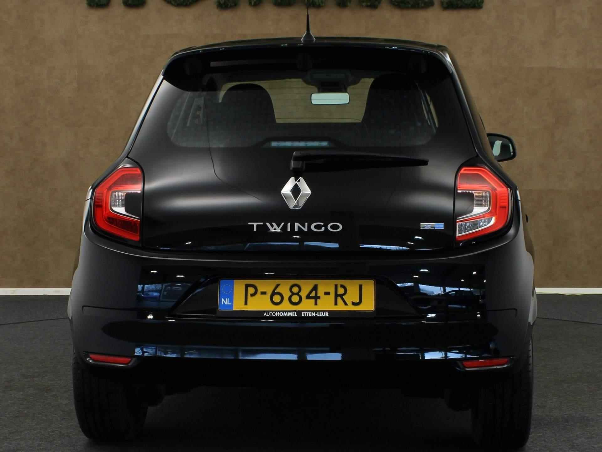 Renault Twingo Z.E. R80 Collection  - ORIGINEEL NEDERLANDSE AUTO - 60 KW - CLIMATE CONTROL - VOORSTOELEN VERWARMD - NAVIGATIE - BLUETOOTH - LICHT/ REGENSENSOR - ELEKTRISCHE RAMEN VOOR - CENTRALE VERGRENDELING MET AFSTANDSBEDIENING - 6/35