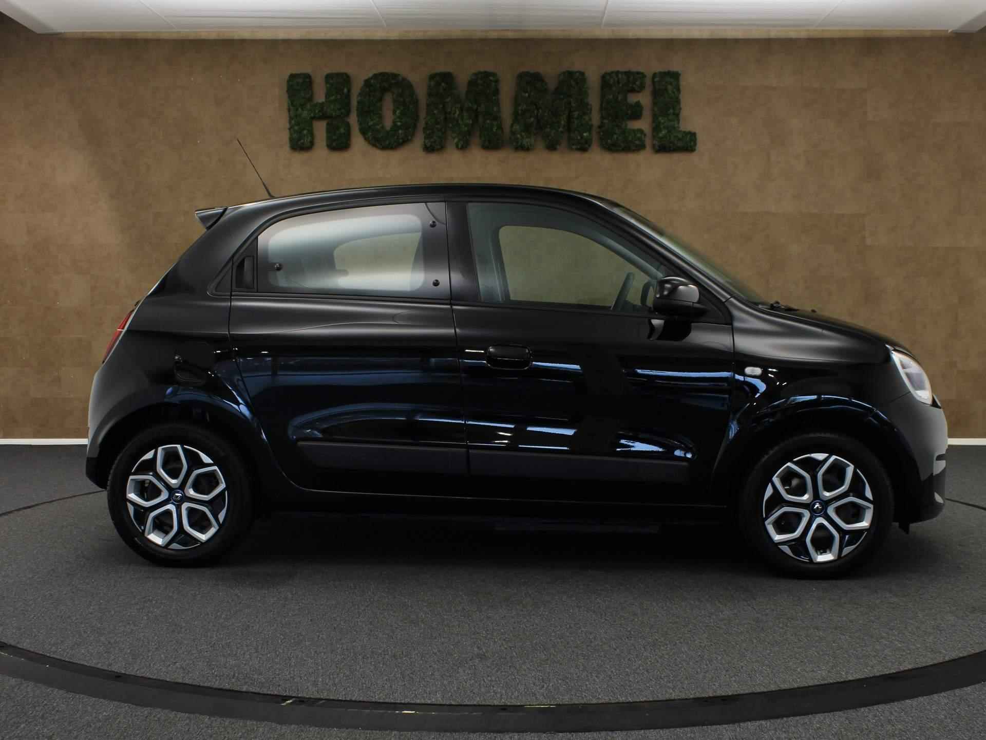 Renault Twingo Z.E. R80 Collection  - ORIGINEEL NEDERLANDSE AUTO - 60 KW - CLIMATE CONTROL - VOORSTOELEN VERWARMD - NAVIGATIE - BLUETOOTH - LICHT/ REGENSENSOR - ELEKTRISCHE RAMEN VOOR - CENTRALE VERGRENDELING MET AFSTANDSBEDIENING - 8/35