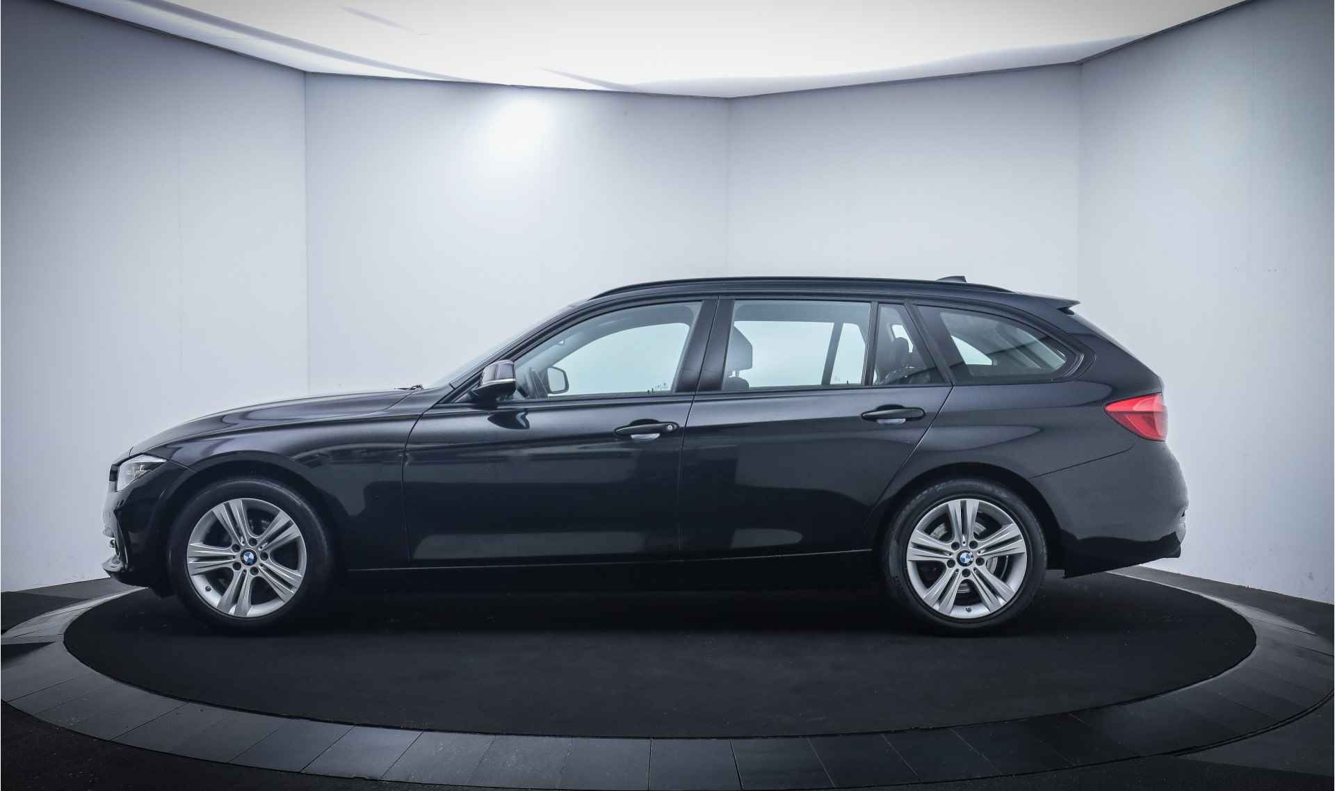 BMW 3 Serie Touring 320iA SPORT-LINE Executive FULL LED/NAVI/STOELVERW./SPORTSTOELEN/CLIMA/CRUISE/PDC V+A/LMV - 12/28