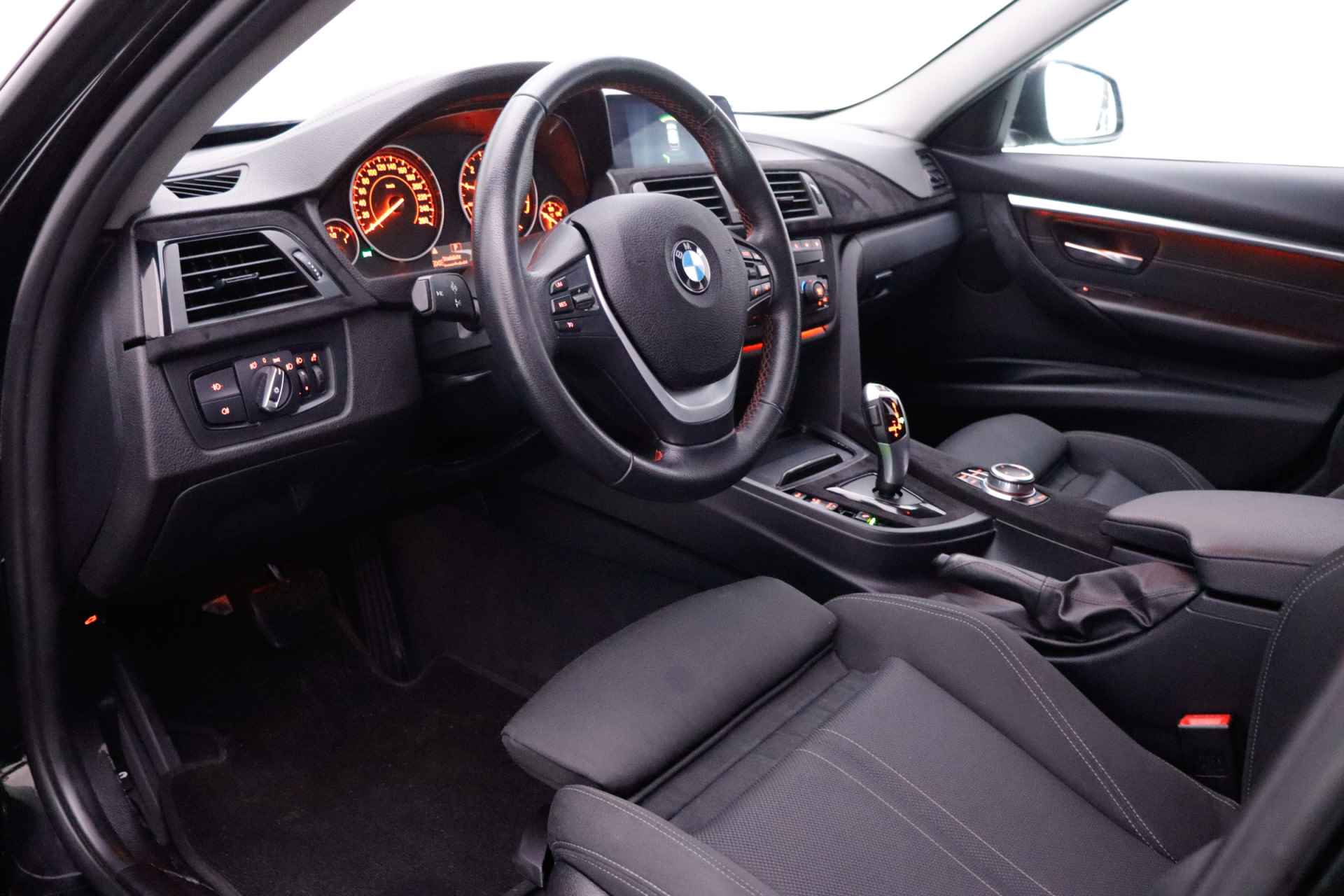 BMW 3 Serie Touring 320iA SPORT-LINE Executive FULL LED/NAVI/STOELVERW./SPORTSTOELEN/CLIMA/CRUISE/PDC V+A/LMV - 16/28