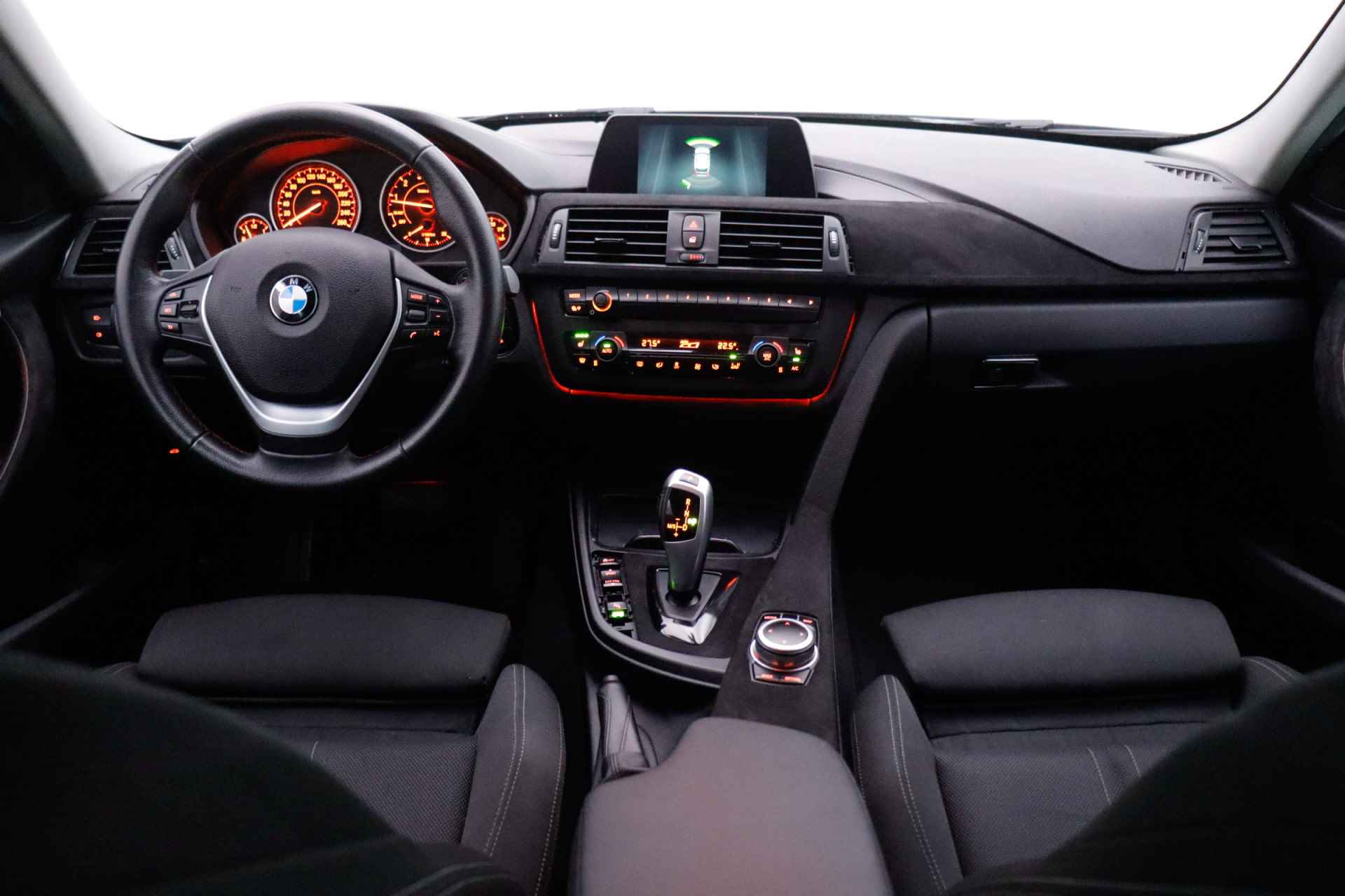 BMW 3 Serie Touring 320iA SPORT-LINE Executive FULL LED/NAVI/STOELVERW./SPORTSTOELEN/CLIMA/CRUISE/PDC V+A/LMV - 17/28