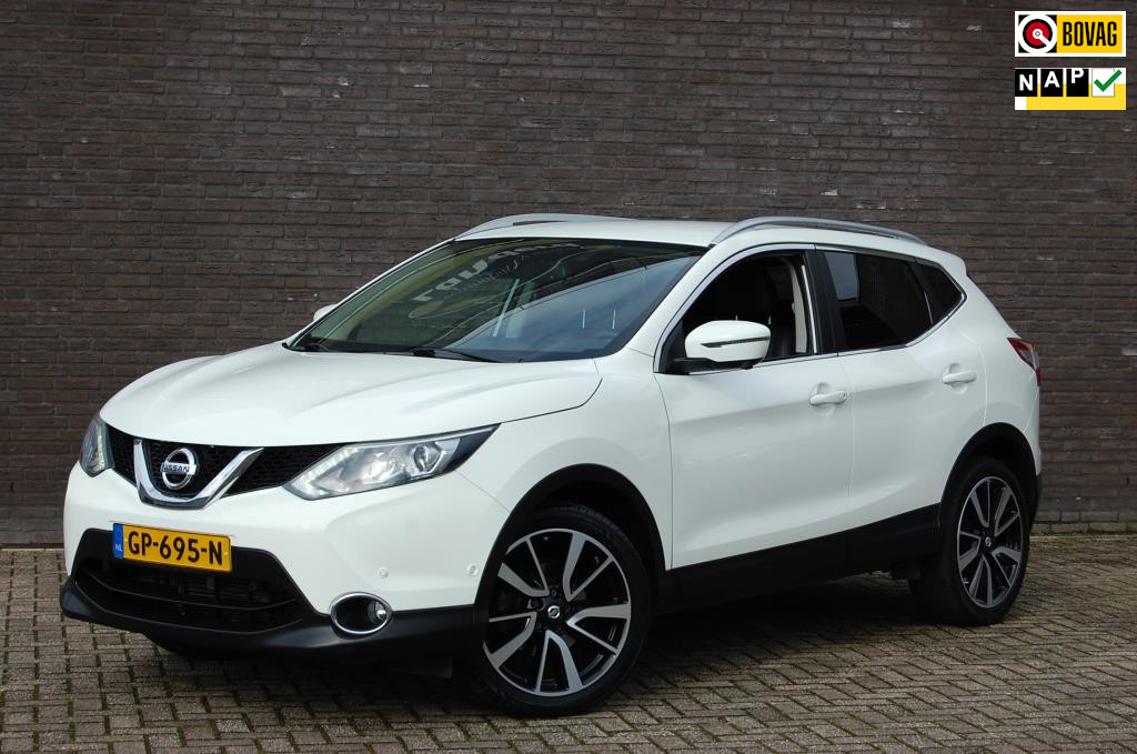 Nissan Qashqai 1.2 Tekna Automaat/Trekhaak/360 Camera/19 inch LM-velgen