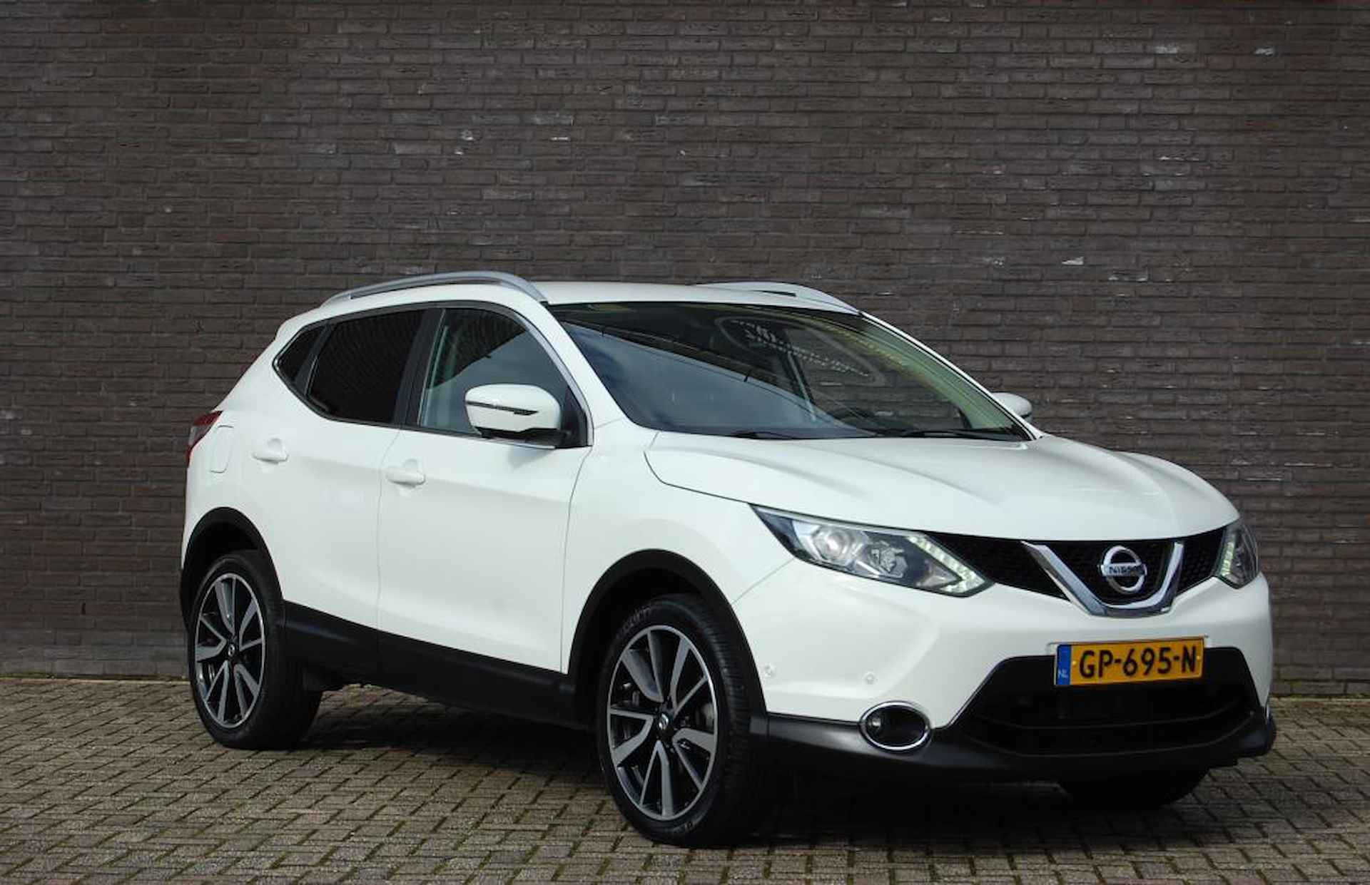 Nissan Qashqai 1.2 Tekna Automaat/Trekhaak/360 Camera/19 inch LM-velgen - 2/15