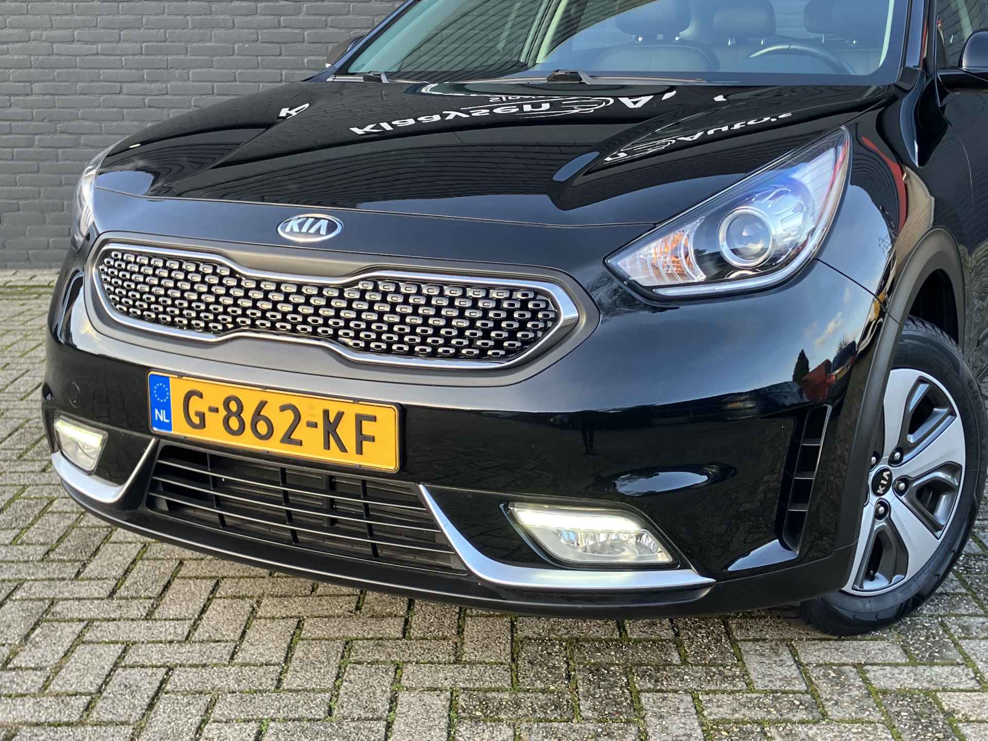 Kia Niro 1.6 GDi Hybrid DynamicLine 140 pk AUT. | 1e eigenaar | navigatie | trekhaak | camera | apple carplay | 64.000 KM - 13/38