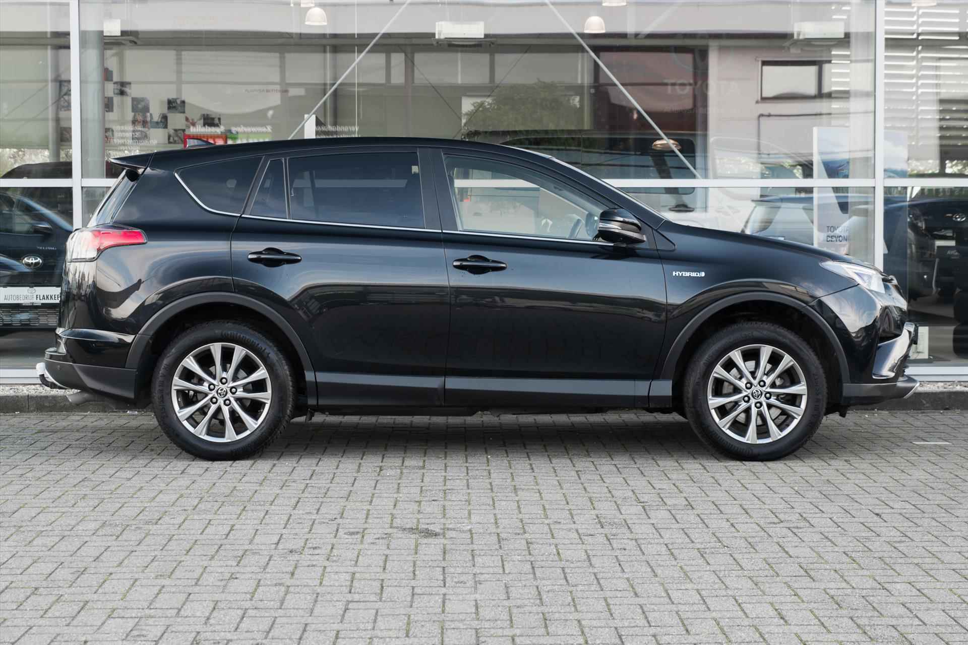 Toyota RAV4 2.5  Hybrid 155pk AWD Aut Executive Business | LPG - 12/38