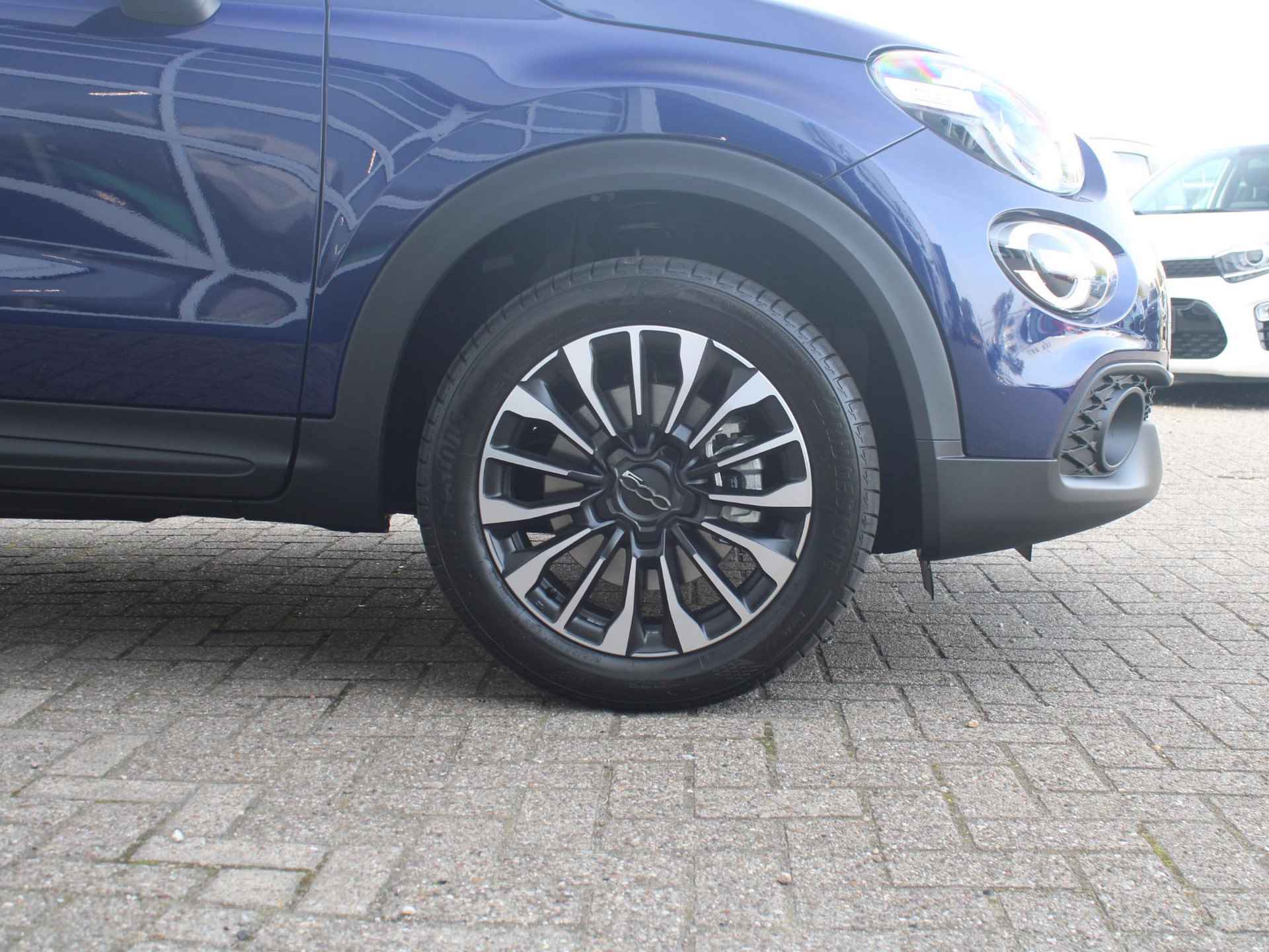 Fiat 500 X 1.5 Hybrid Cabrio Dolcevita | Clima | Priv. Glass | Cruise | Apple Carplay | PDC | Camera - 4/37