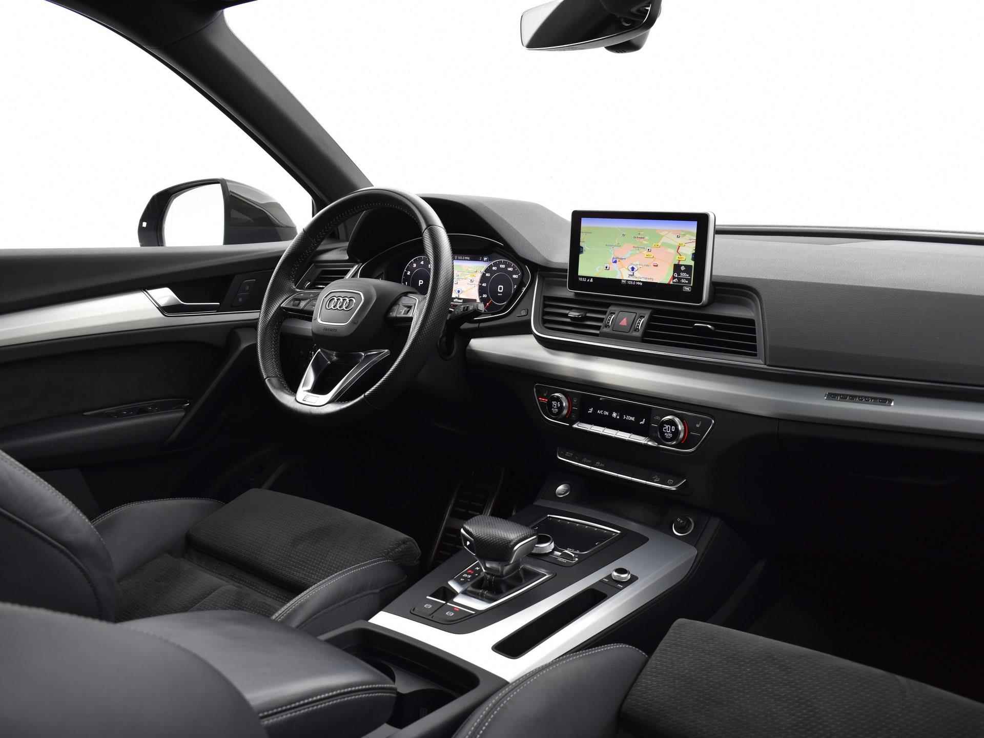 Audi Q5 2.0 Tfsi 252pk S-tronic Quattro Launch Edition | Climatronic | Panoramadak | Navi | Smartphone Interface | S-Line | Elek. Achterklep | 20'' Inch | 12 Maanden BOVAG Garantie - 17/37