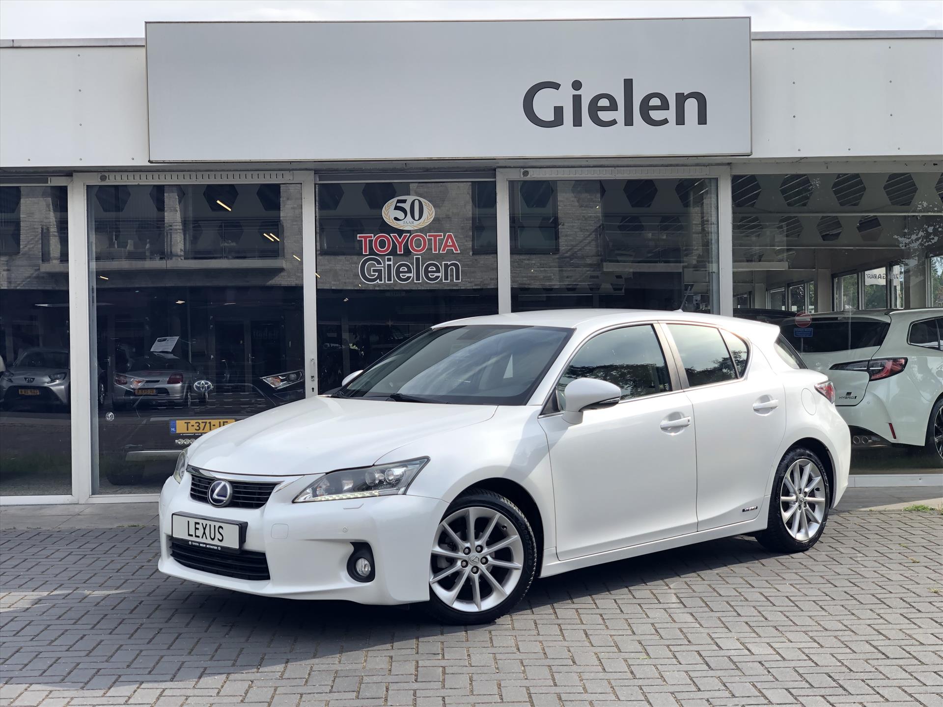 Lexus Ct 200h Luxury Line | Mark Levinson, Leer, Geheugenfunctie, Parkeersensoren, Trekhaak, Stoelverwarming