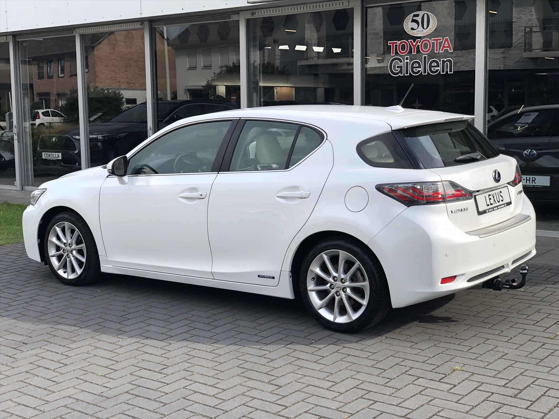 Lexus Ct 200h Luxury Line | Mark Levinson, Leer, Geheugenfunctie, Parkeersensoren, Trekhaak, Stoelverwarming - 10/43